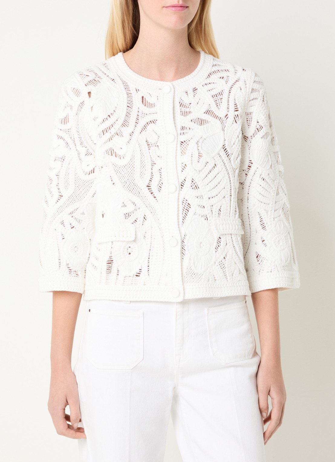 Expresso Grofgebreid vest met borduring - detail wit