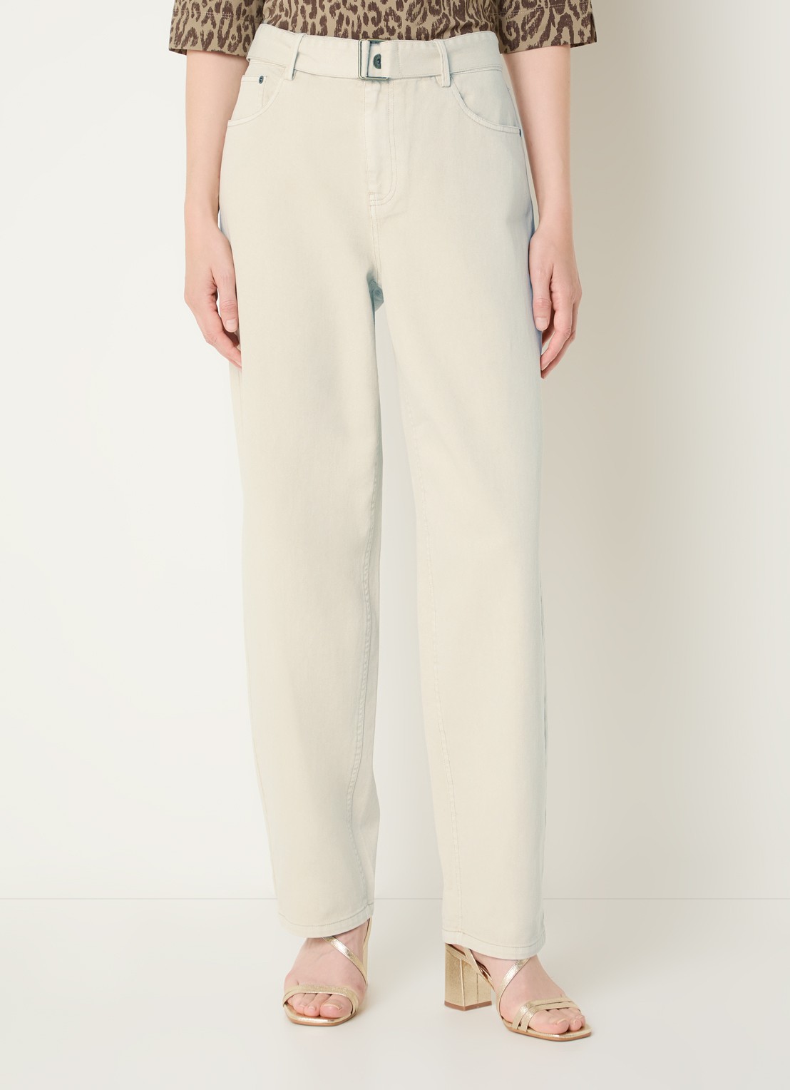 Expresso High waist straight leg jeans met gekleurde wassing en ceintuur - detail 4 beige