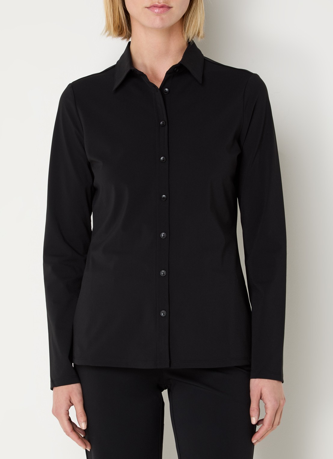 Expresso Noos blouse van travelstof - detail zwart