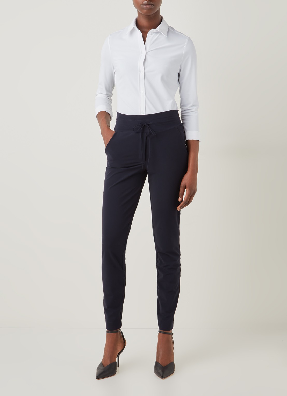 Expresso Xarah high waist slim fit pantalon van travel jersey - voorkant 2 donkerblauw