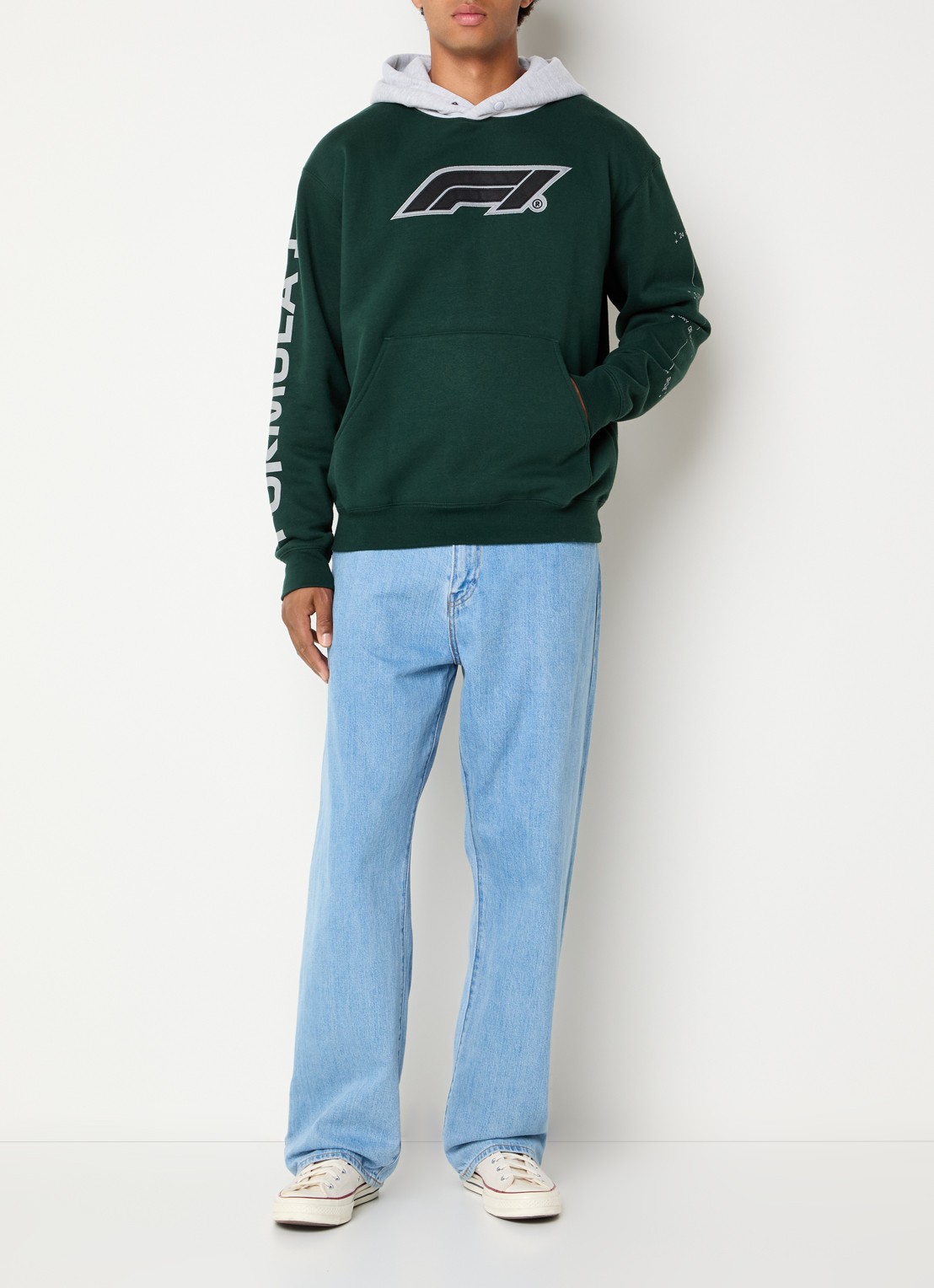 F1 All Hands hoodie met logo- en backprint - voorkant 2 groen