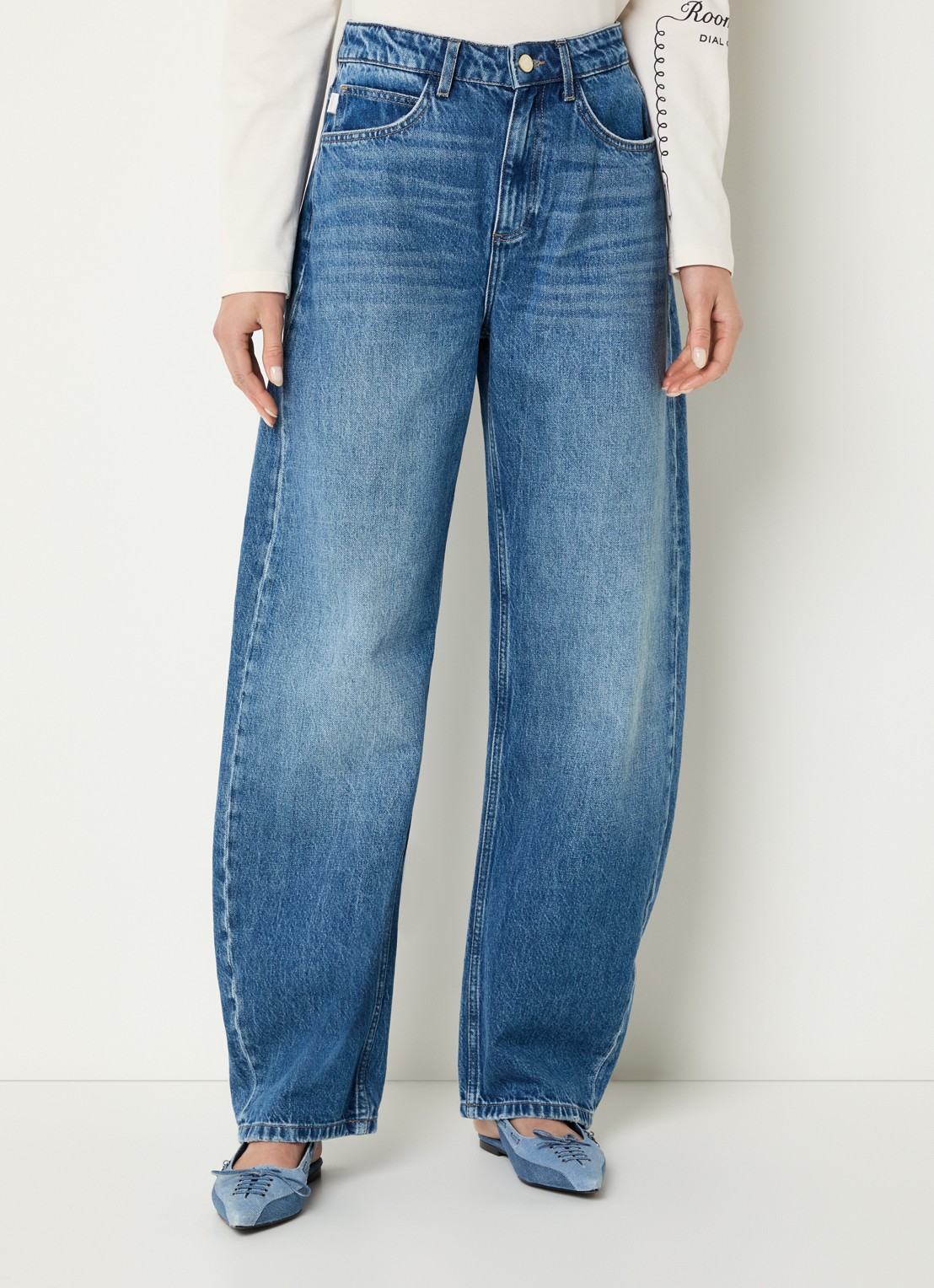 Fabienne Chapot Betty high waist loose fit jeans met medium wassing - detail 4 indigo
