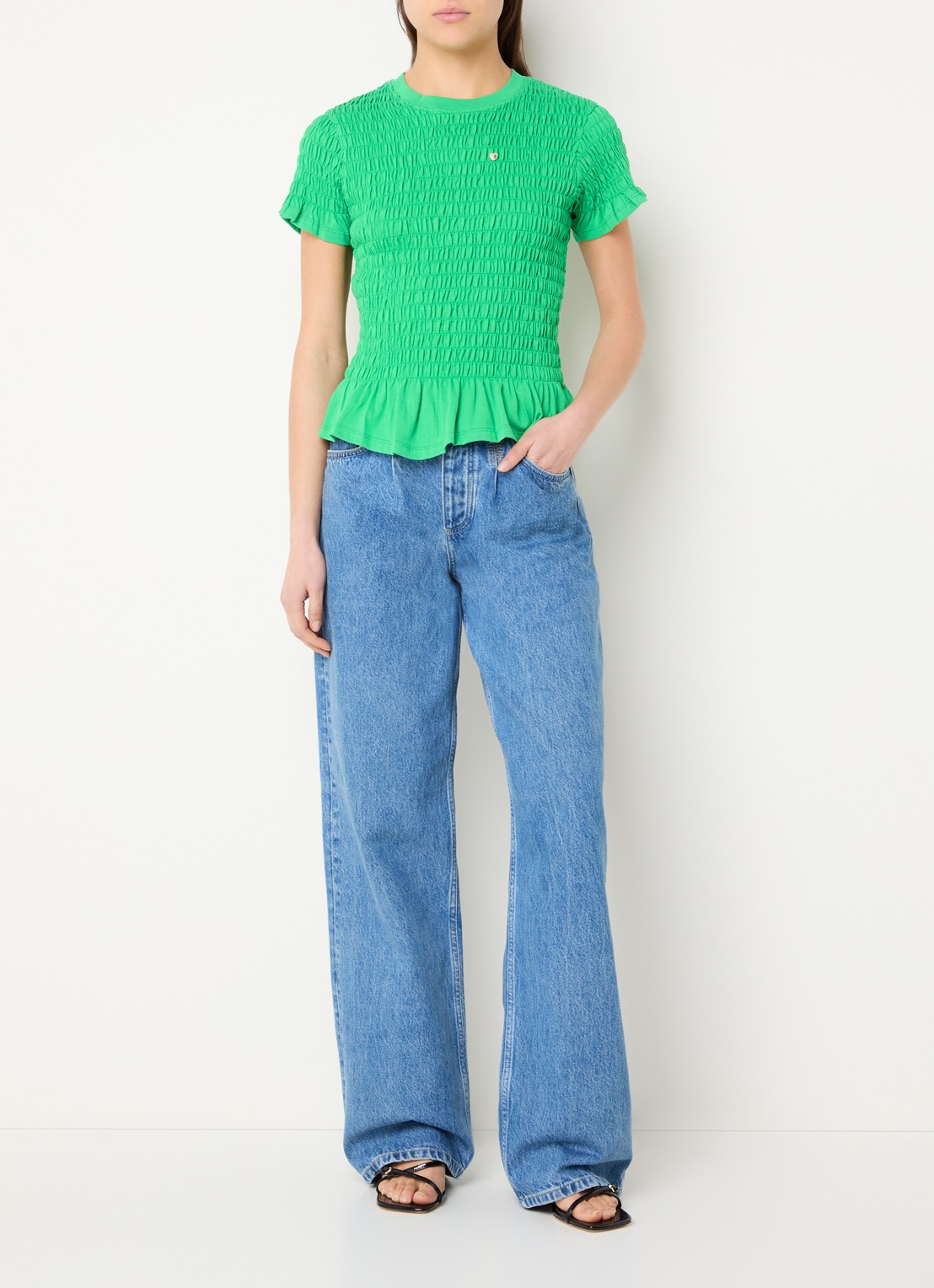 Fabienne Chapot Carmen T-shirt met smockwerk - voorkant 2 groen