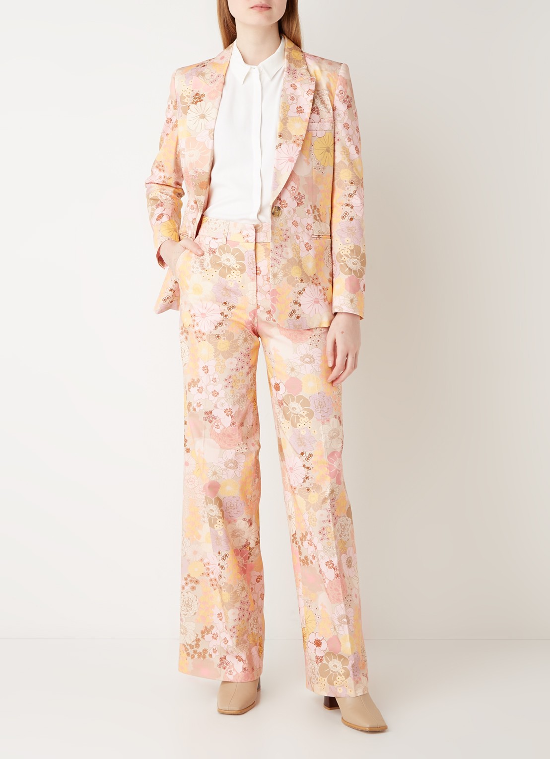 Fabienne Chapot City blazer met bloemenprint - voorkant 3 lichtroze