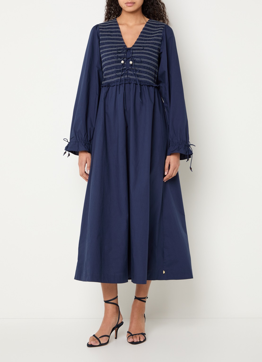 Fabienne Chapot Elouise midi tuniekjurk met V-hals - detail 4 donkerblauw