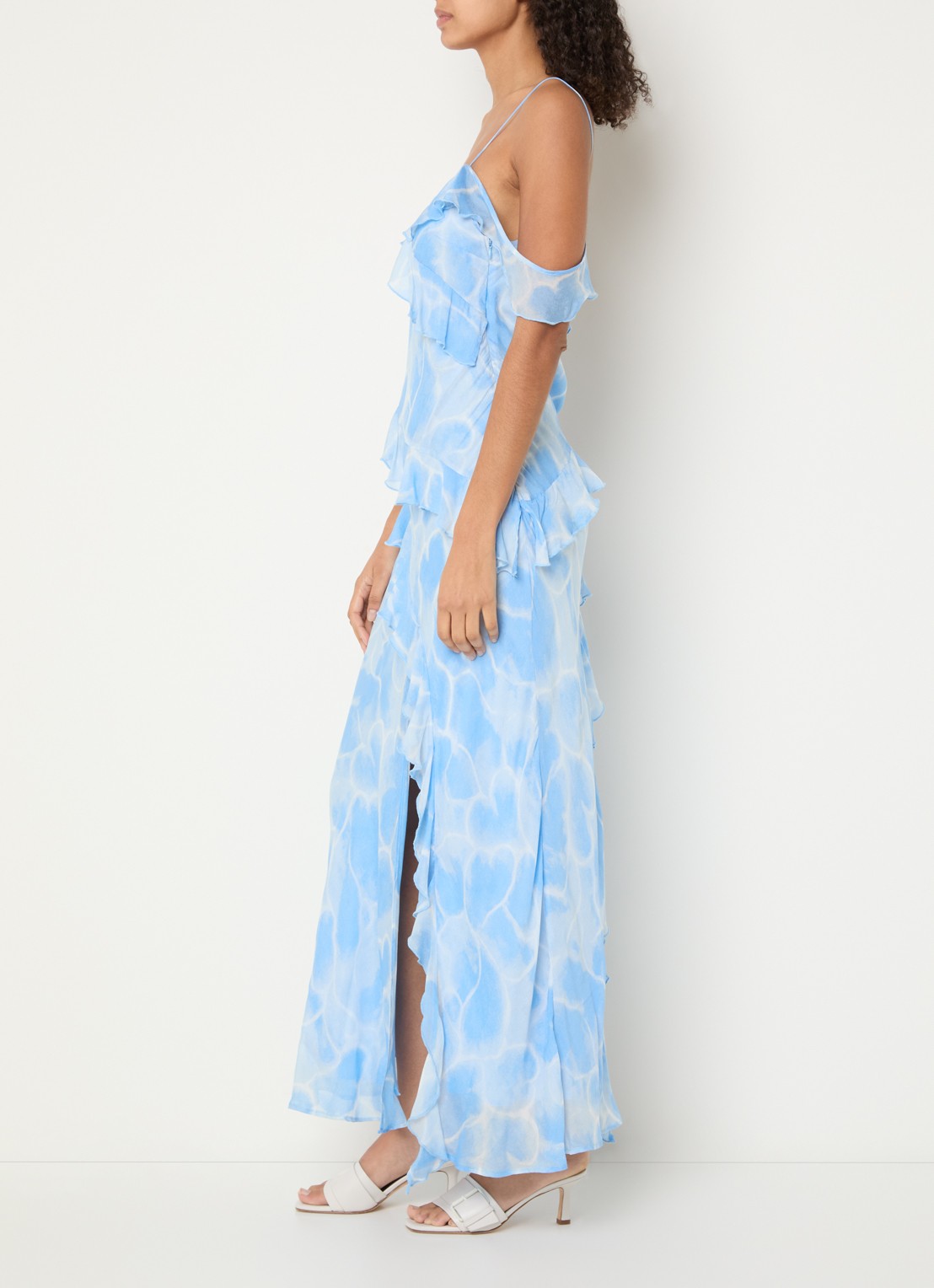 Fabienne Chapot Jule midi jurk met print en split - voorkant 3 lichtblauw