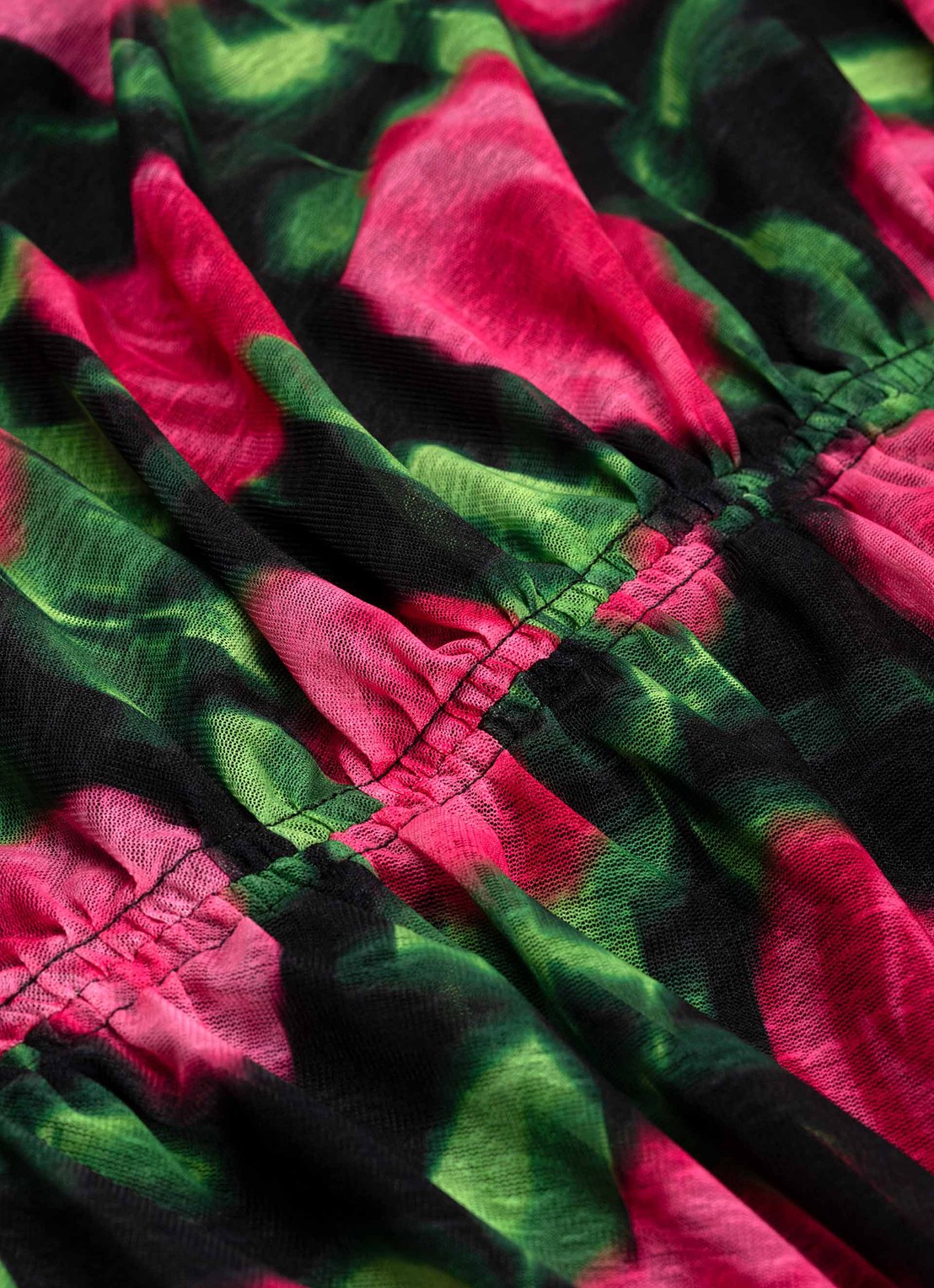 Fabienne Chapot Karlis top met print en plooidetail - detail 3 fuchsia