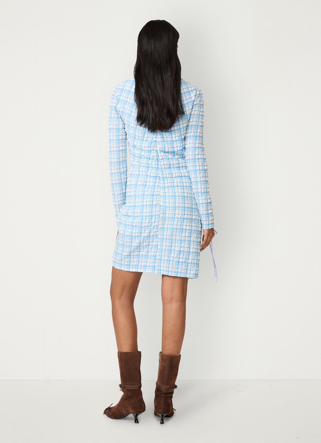 Fabienne Chapot Levi mini jurk met ruitdessin en structuur - achterkant 5 blauw