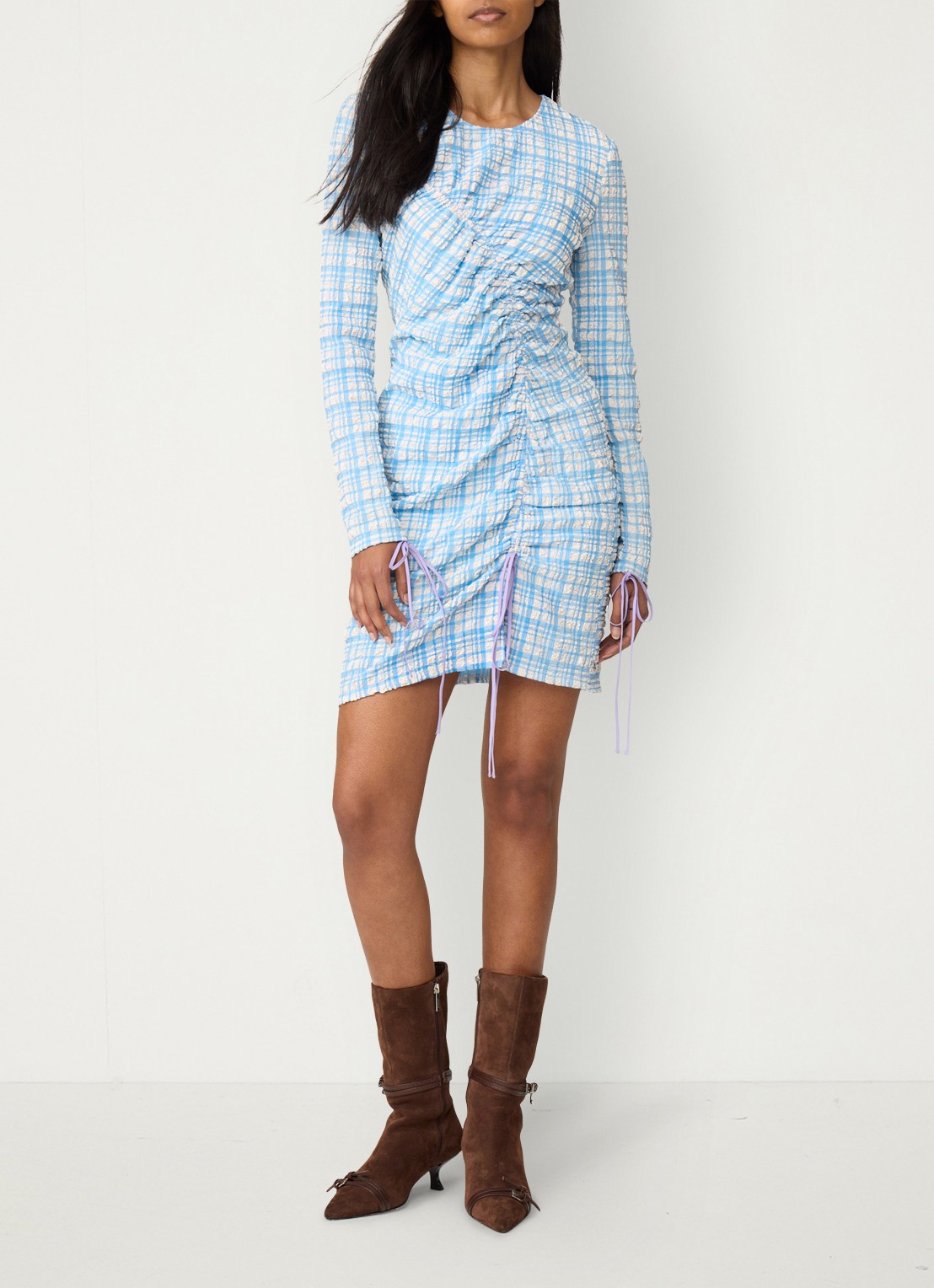 Fabienne Chapot Levi mini jurk met ruitdessin en structuur - voorkant 2 blauw