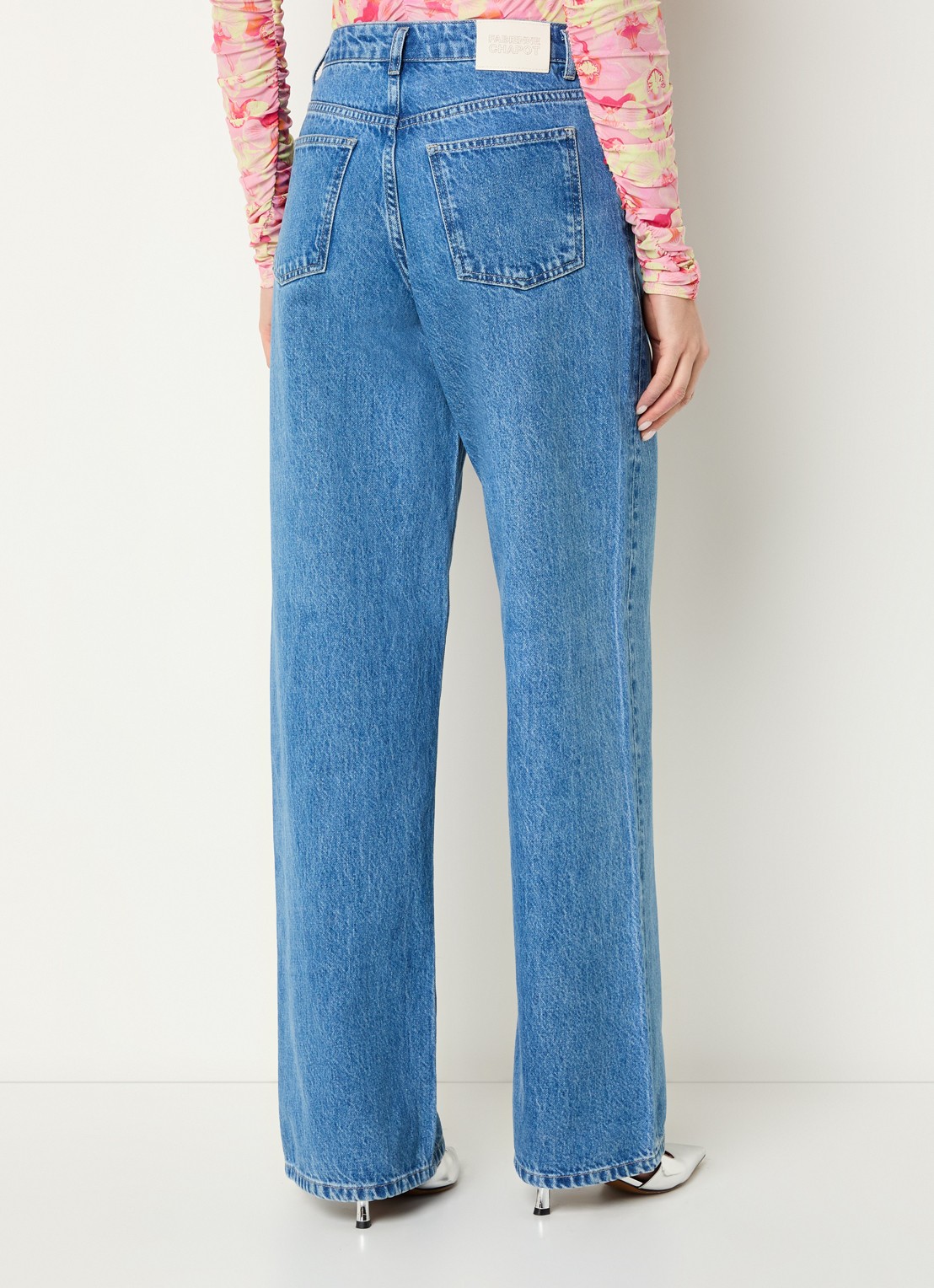 Fabienne Chapot Lulu high waist loose fit jeans met medium wassing - achterkant 3 indigo