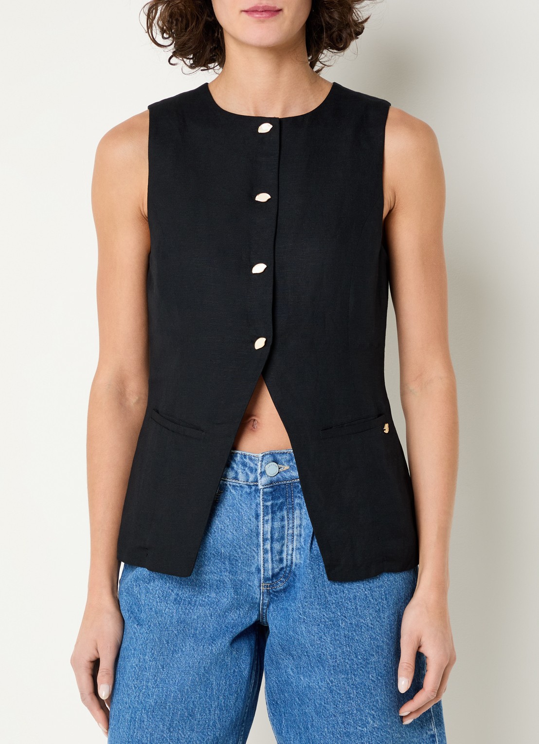Fabienne Chapot Mercy gilet in linnenblend met paspelzakken - detail 2 zwart