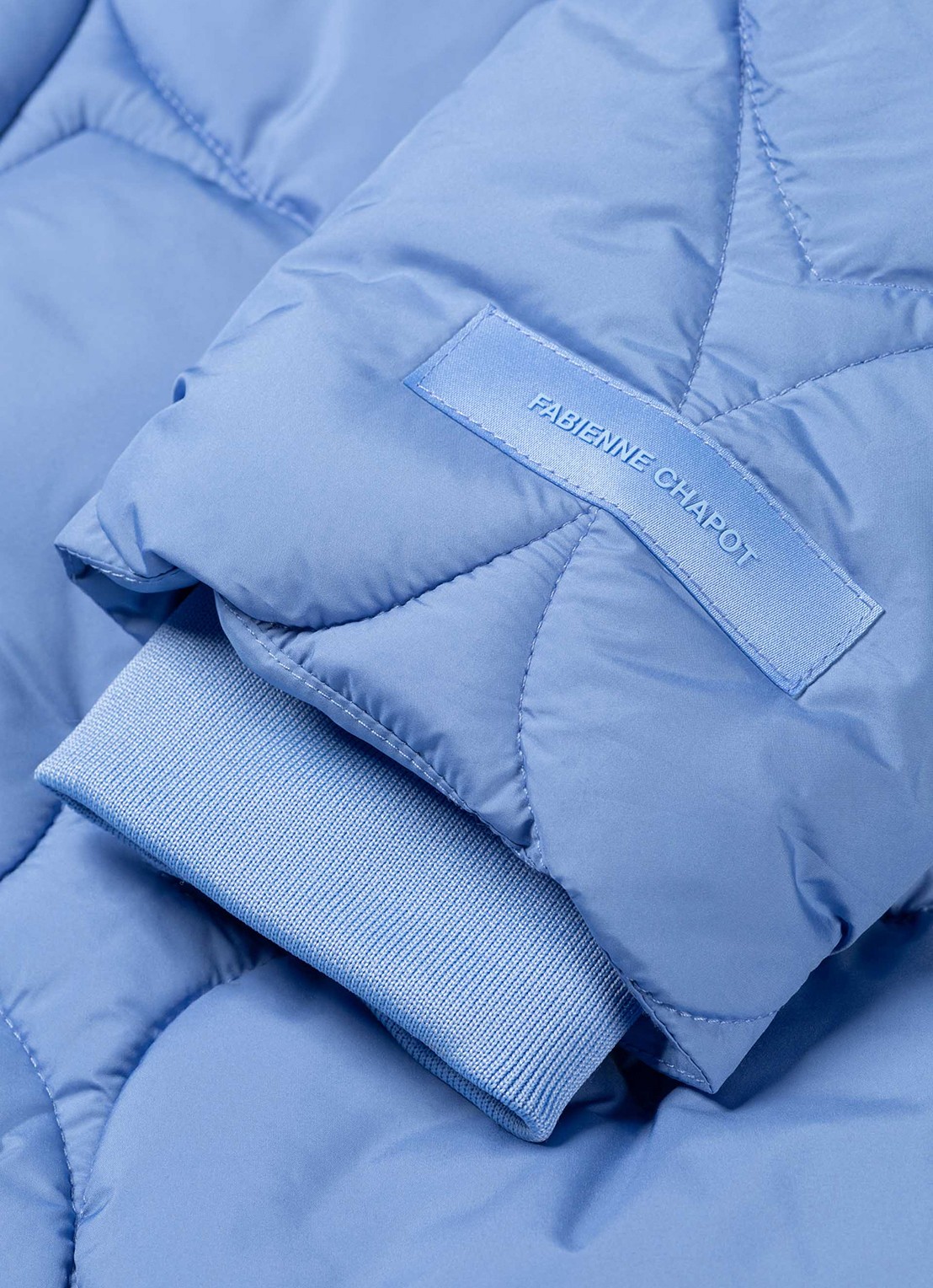 Fabienne Chapot Prisca puffer met capuchon en steekzakken  - detail 2 blauw