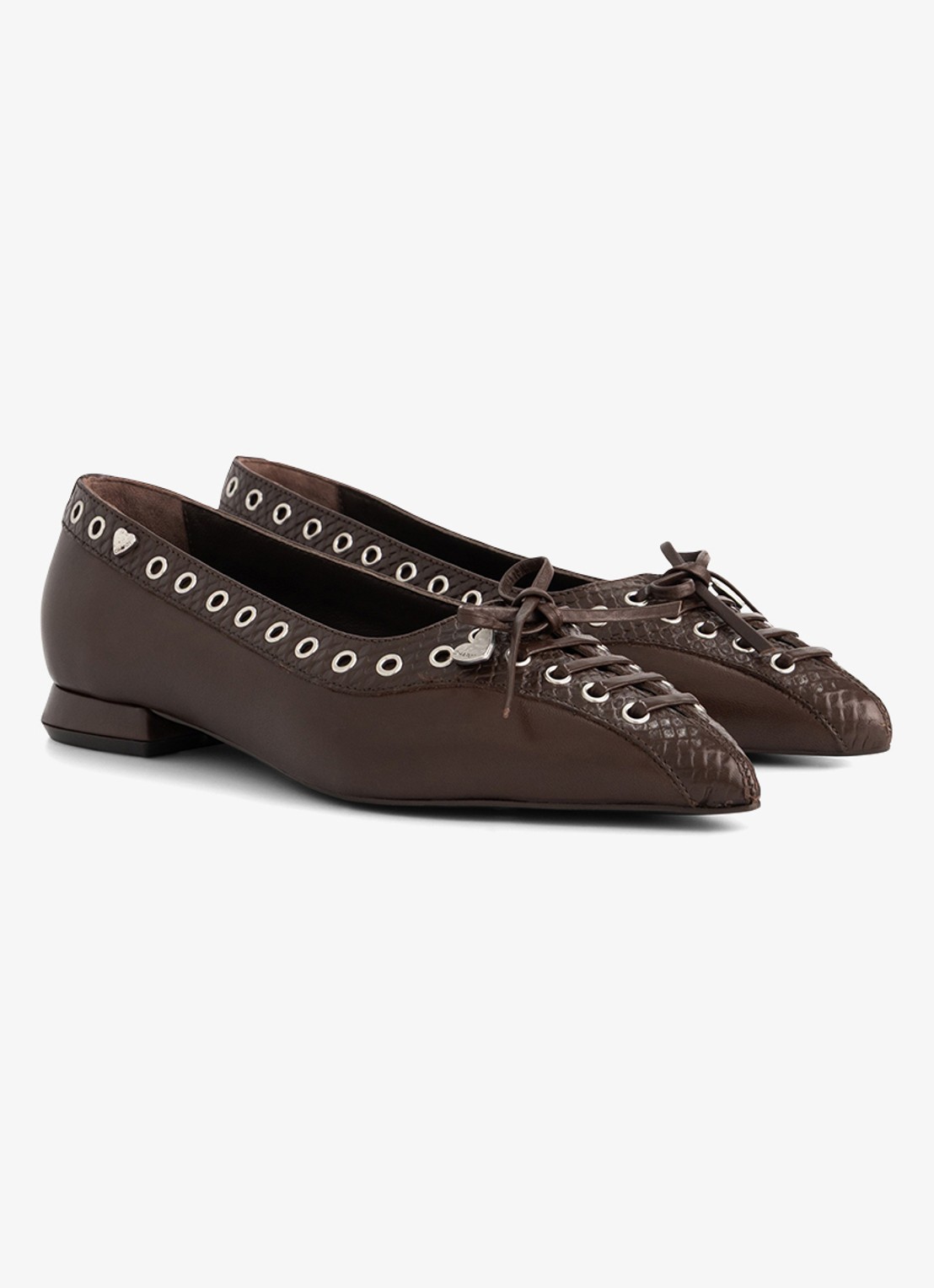 Fabienne Chapot Sailor ballerina van leer - detail chocoladebruin