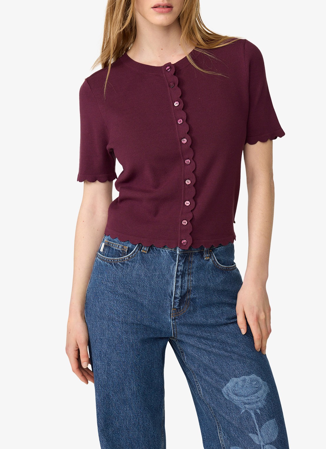 Fabienne Chapot Scarlett fijngebreid vest met ronde hals - detail bordeauxrood