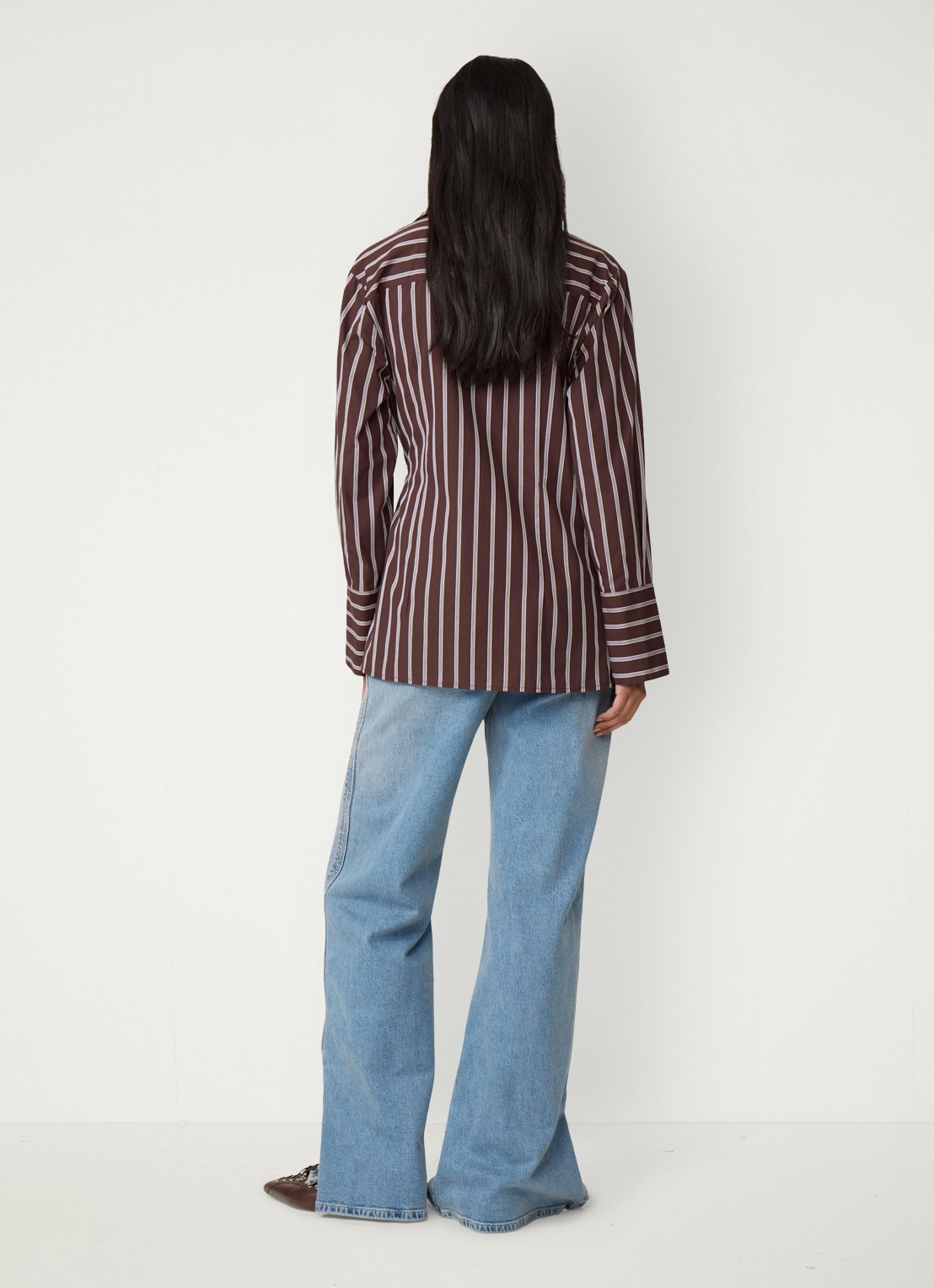 Fabienne Chapot Tamar blouse met streepprint en overslag - achterkant 3 donkerbruin