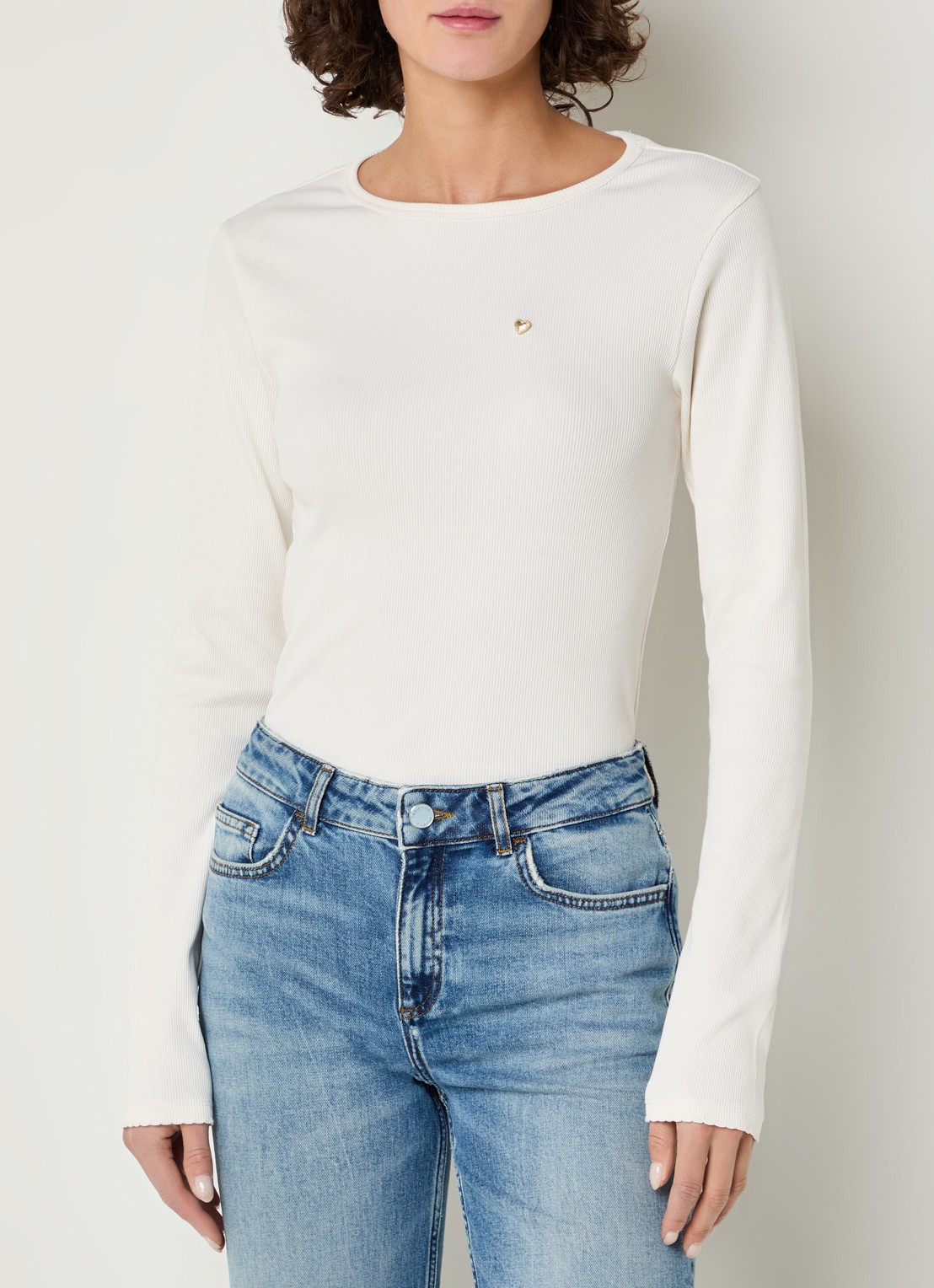Fabienne Chapot Tanja longsleeve met ribstructuur - detail 4 gebroken wit