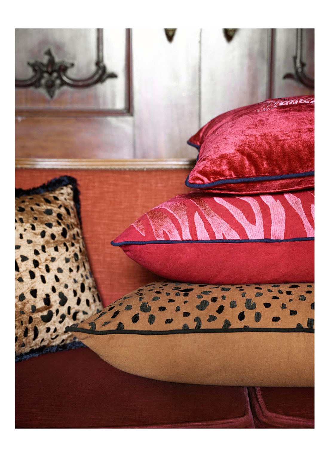Fabienne Chapot Zebra Stripes sierkussen 40 x 40 cm - detail 4 roze
