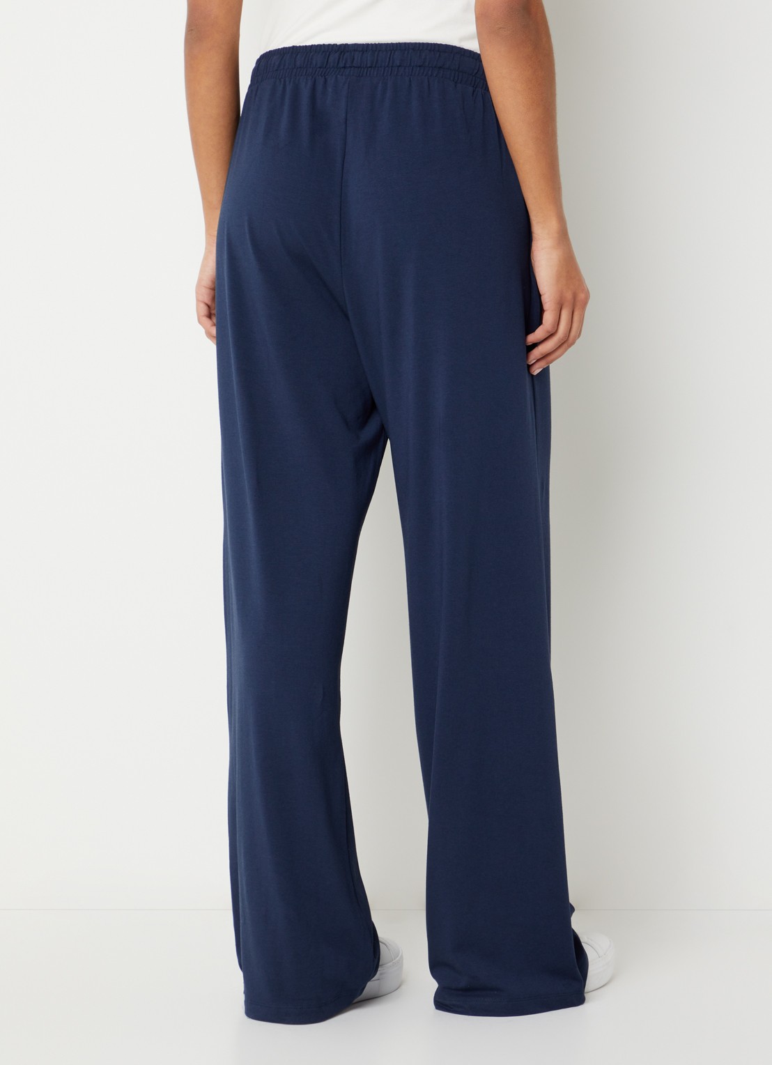 Falke Leisure high waist wide fit broek met steekzakken - achterkant 3 royalblauw