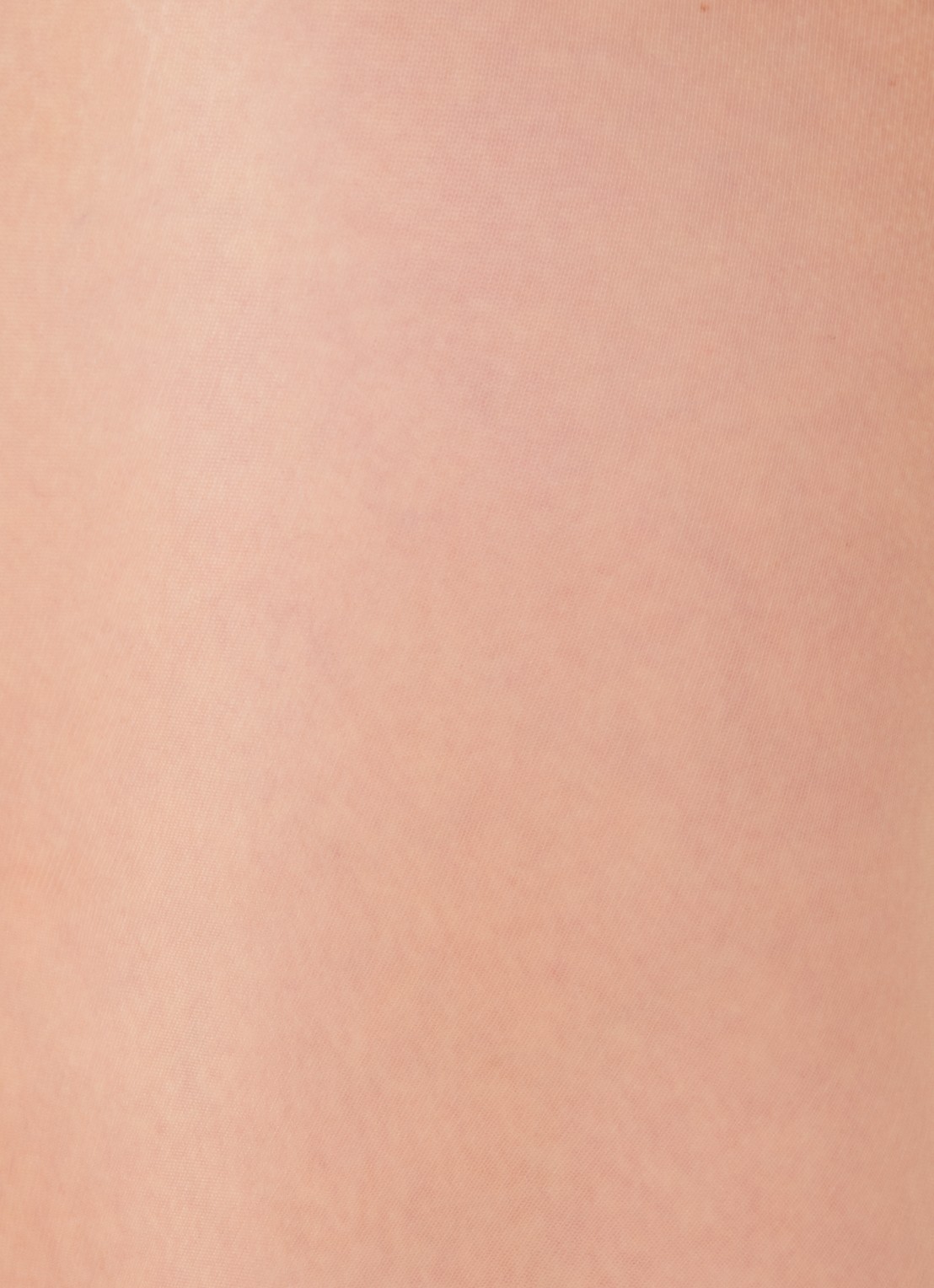 Falke Seidenglatt panty in 15 denier - detail 3 beige