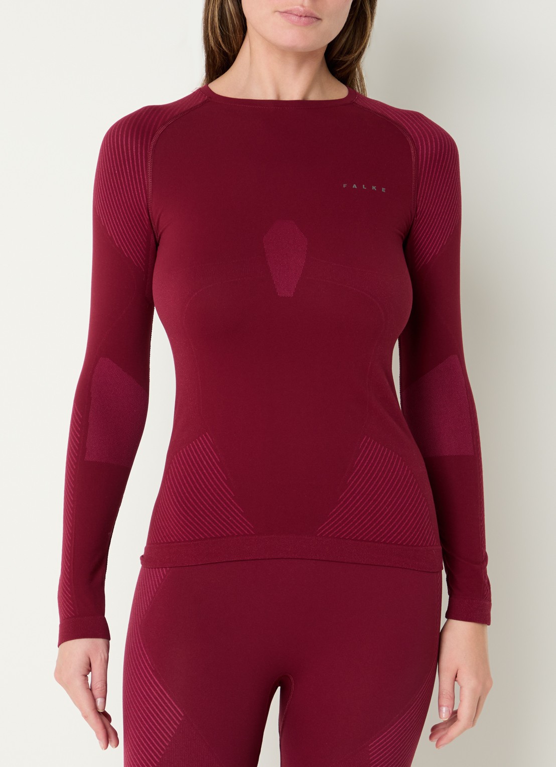 Falke Trainings longsleeve met ronde hals - detail bordeauxrood