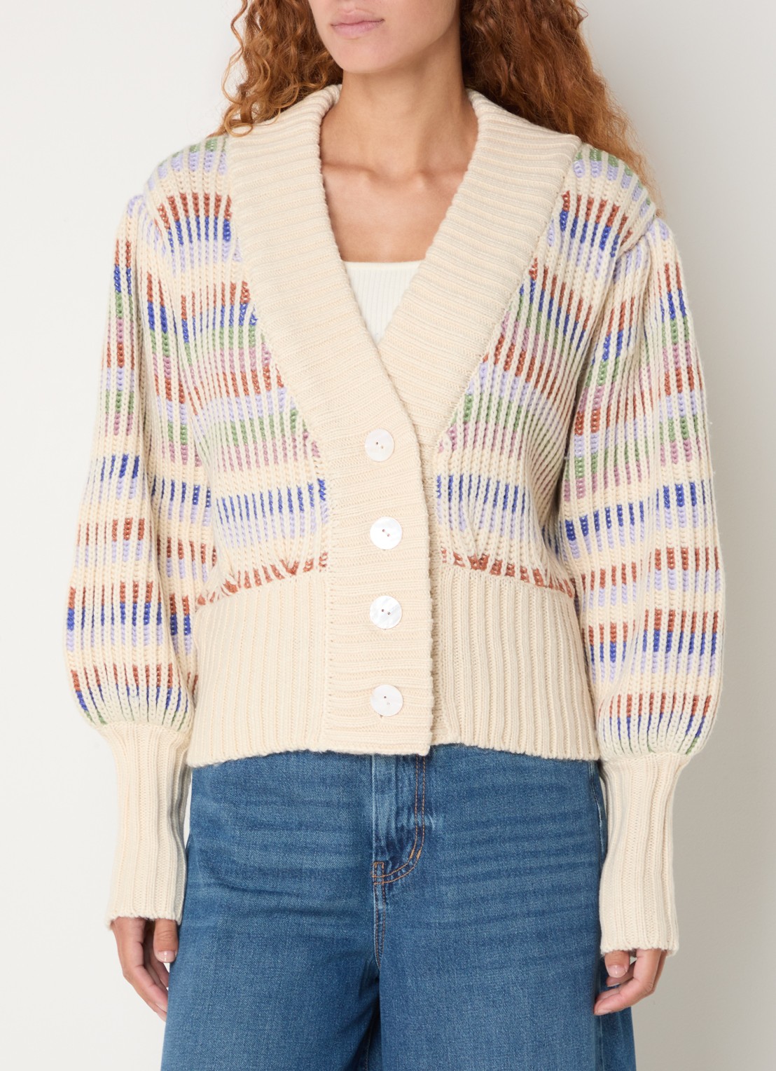 Farm Rio Grofgebreid vest met ingebreid patroon en ballonmouw - detail creme