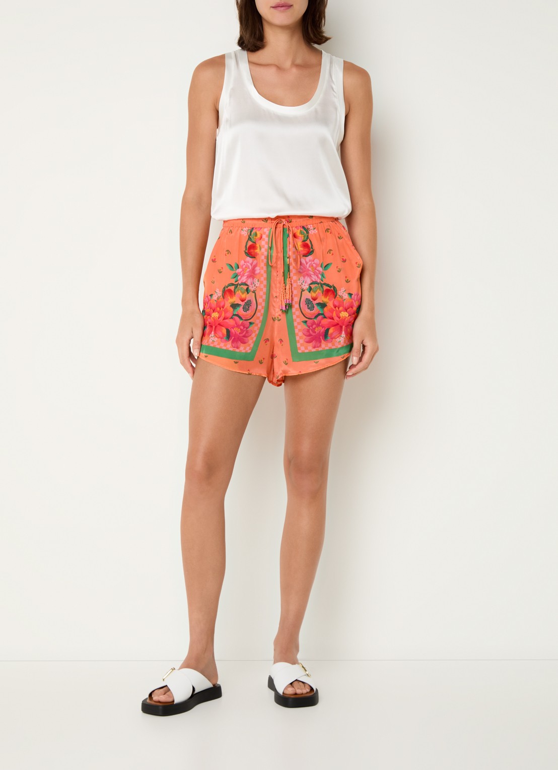 Farm Rio High waist straight fit korte broek met print - voorkant 2 orange
