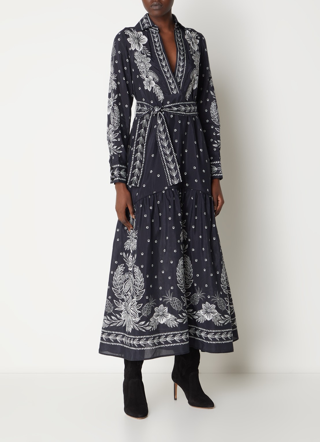 Farm Rio Maxi blousejurk met paisley dessin en strikceintuur - detail 4 zwart