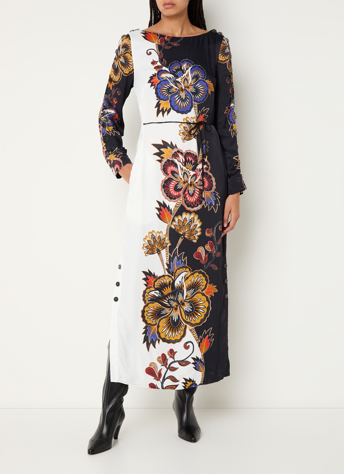 Farm Rio Maxi jurk van satijn met steekzakken en strikceintuur - detail 3 donkerblauw