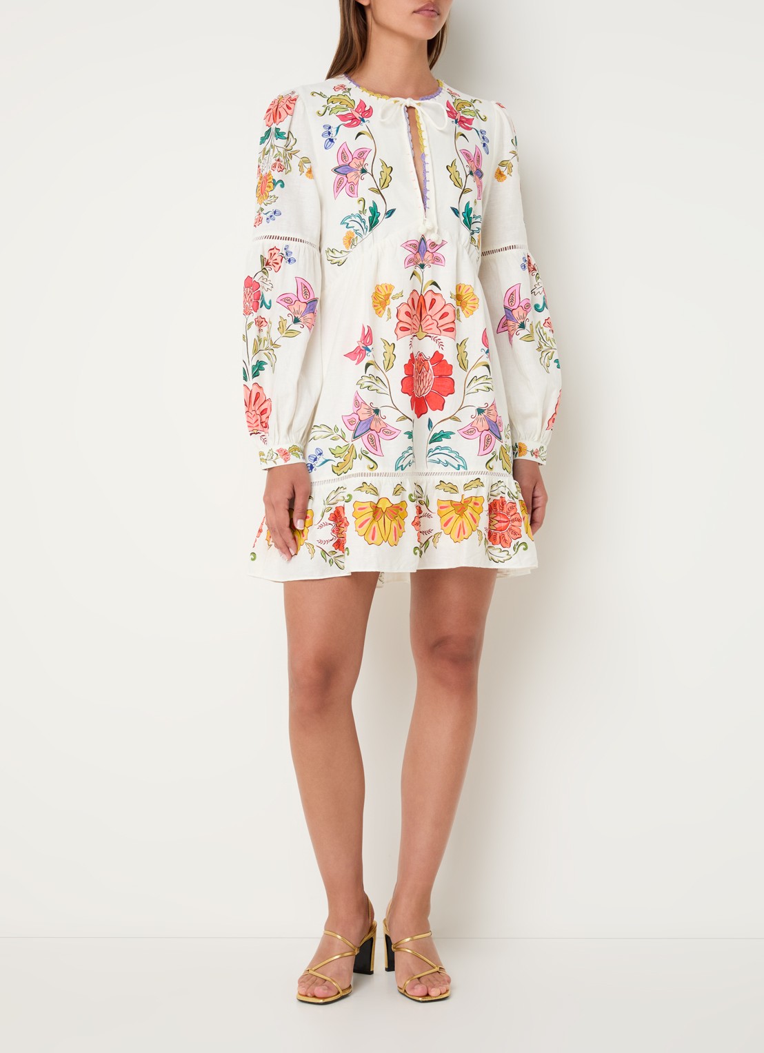 Farm Rio Mini tuniekjurk in linnenblend met bloemenprint en ballonmouw - voorkant 2 creme