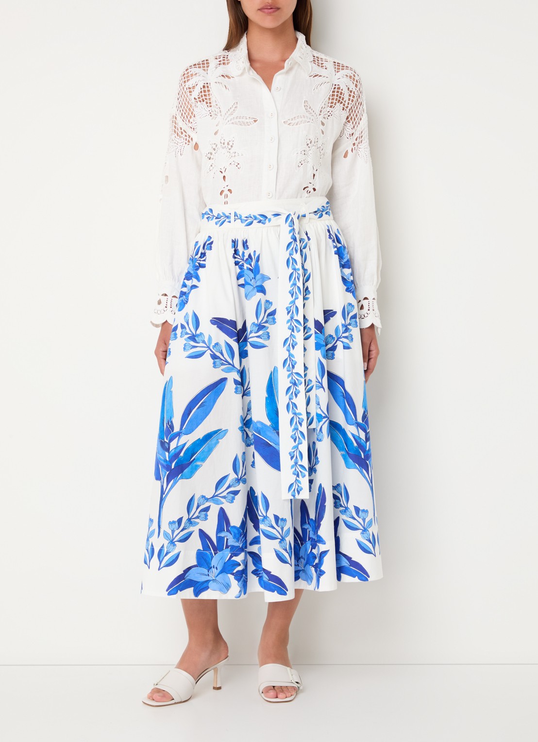 Farm Rio Palms Richelieu blouse van linnen met borduring en opengewerkt detail - voorkant 3 gebroken wit