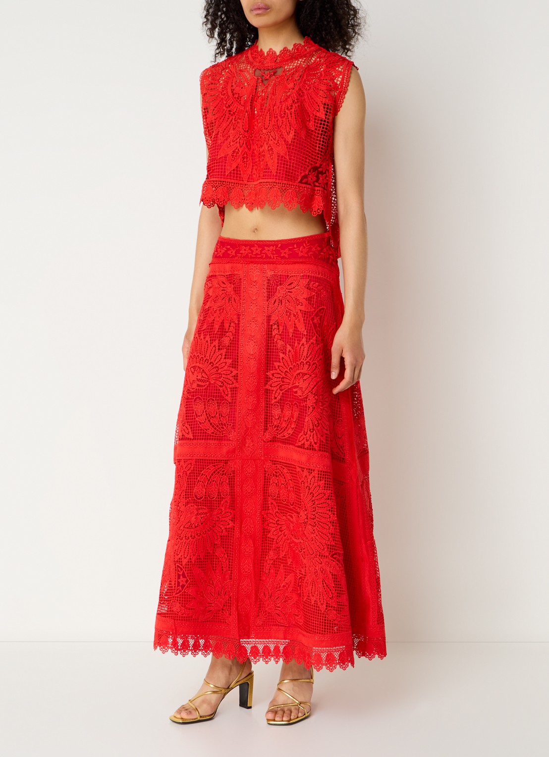 Farm Rio Red Toucan crop top met opengewerkt dessin - voorkant 4 rood