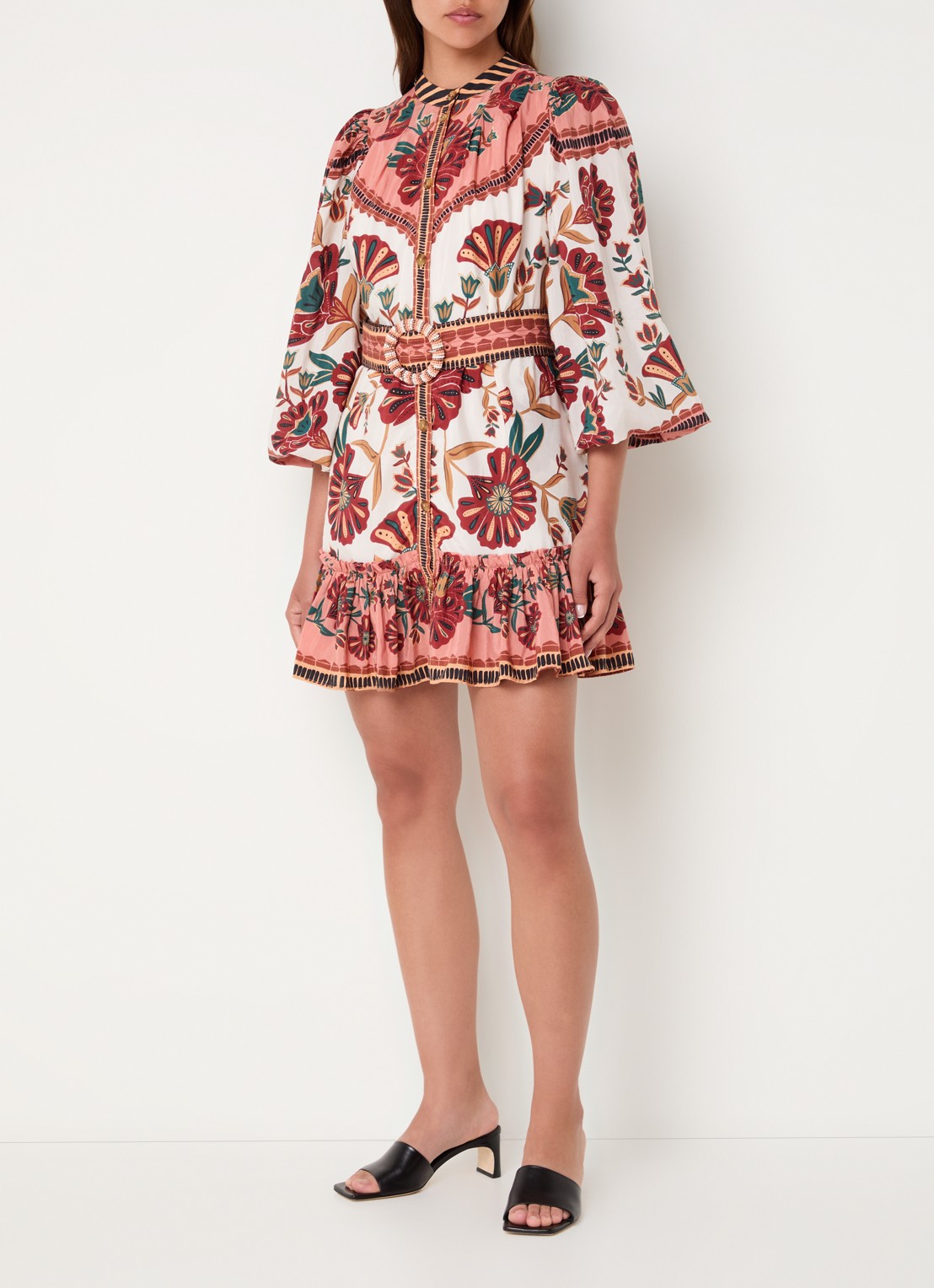 Farm Rio Riad mini blousejurk met bloemenprint en ceintuur - voorkant 2 roze