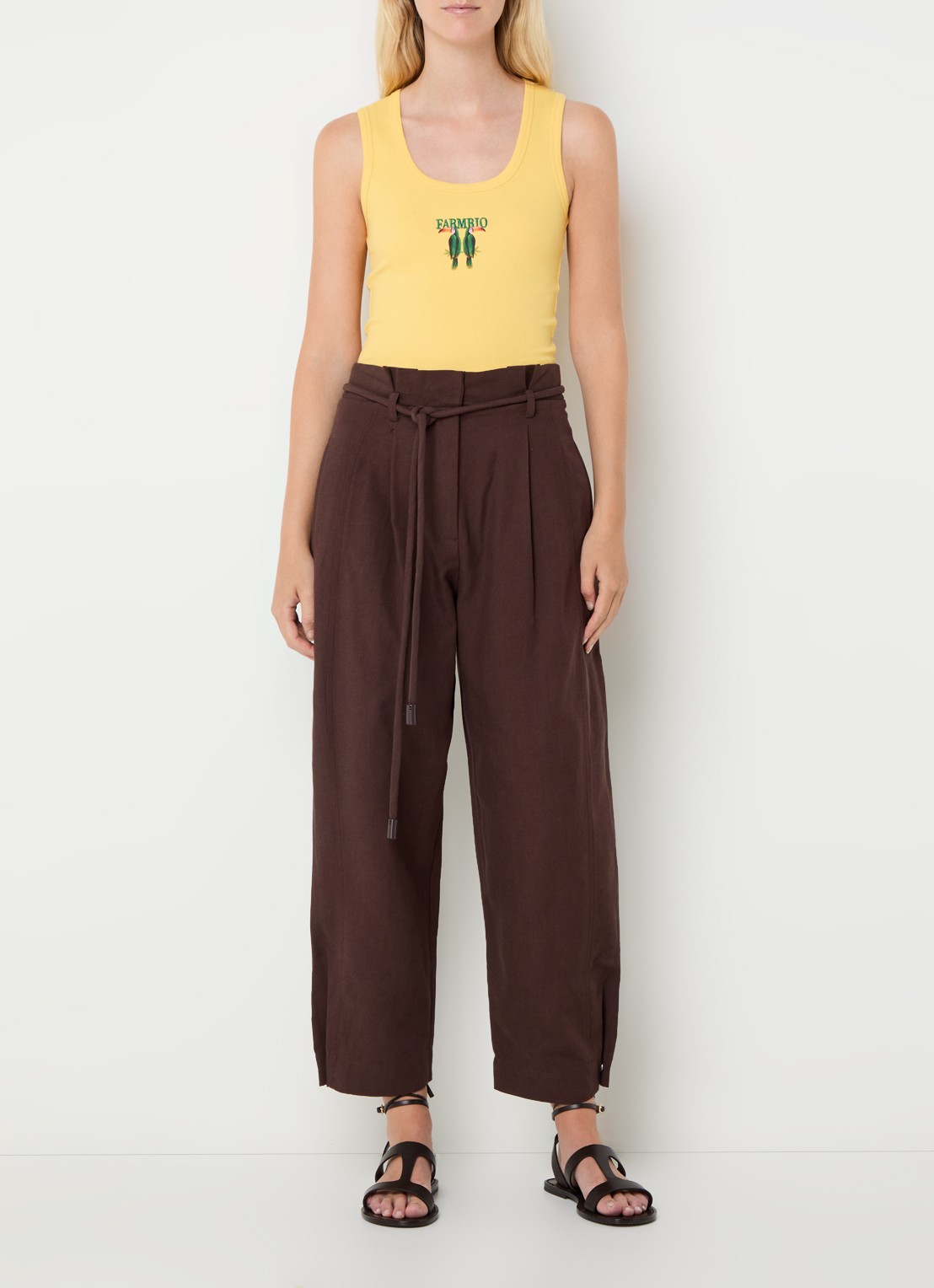 Farm Rio Toucan cropped tanktop met print en logoborduring - voorkant 2 geel