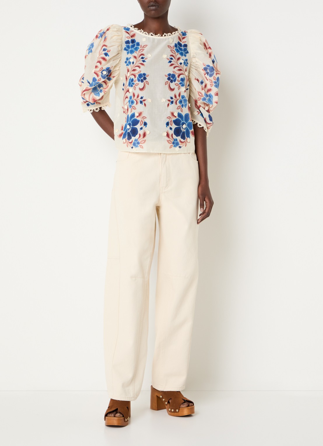 Farm Rio Tuniek met bloemenprint en pofmouw - voorkant 2 zand