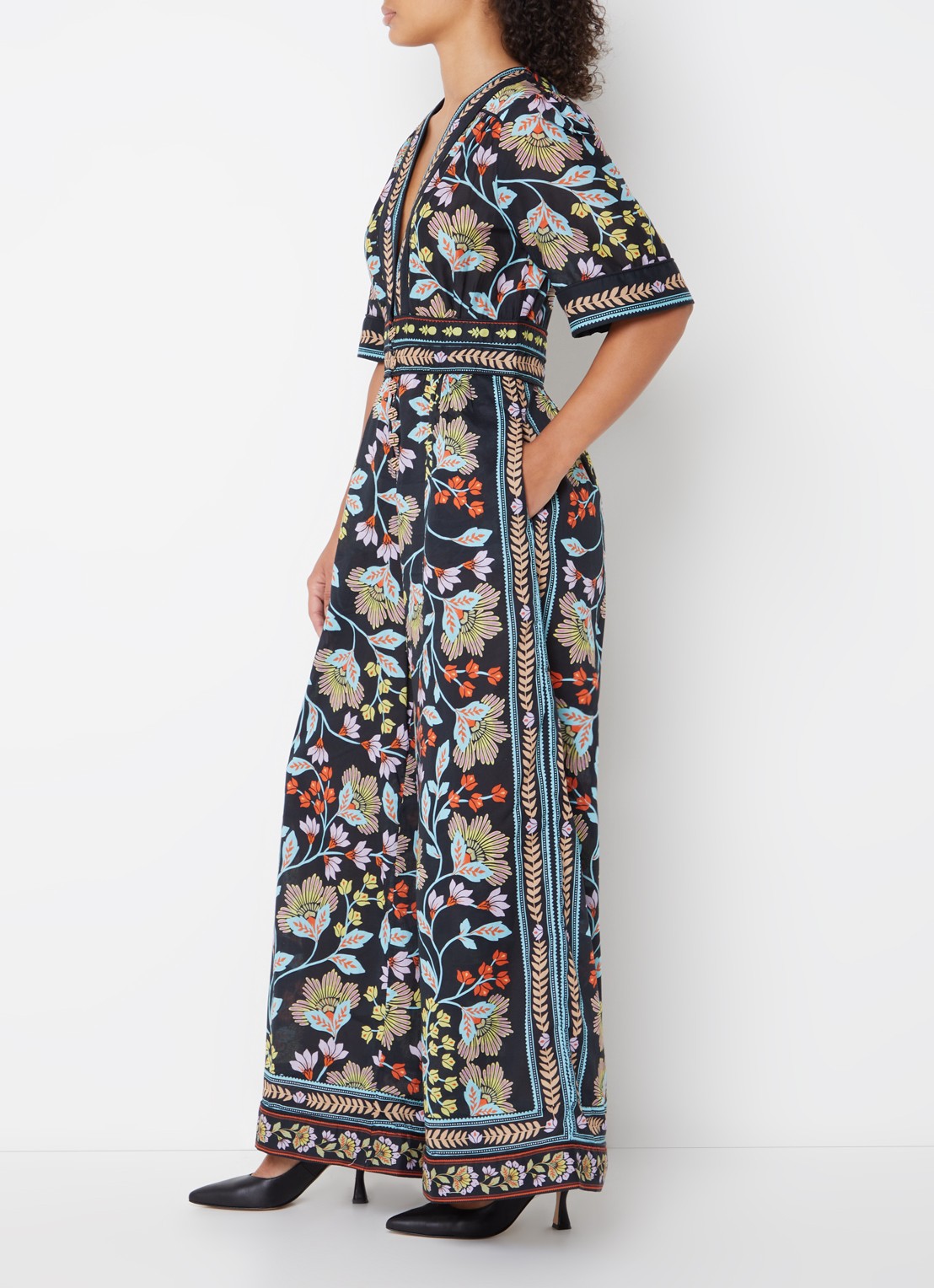 Farm Rio Wide fit jumpsuit met bloemenprint en steekzakken - voorkant 5 zwart