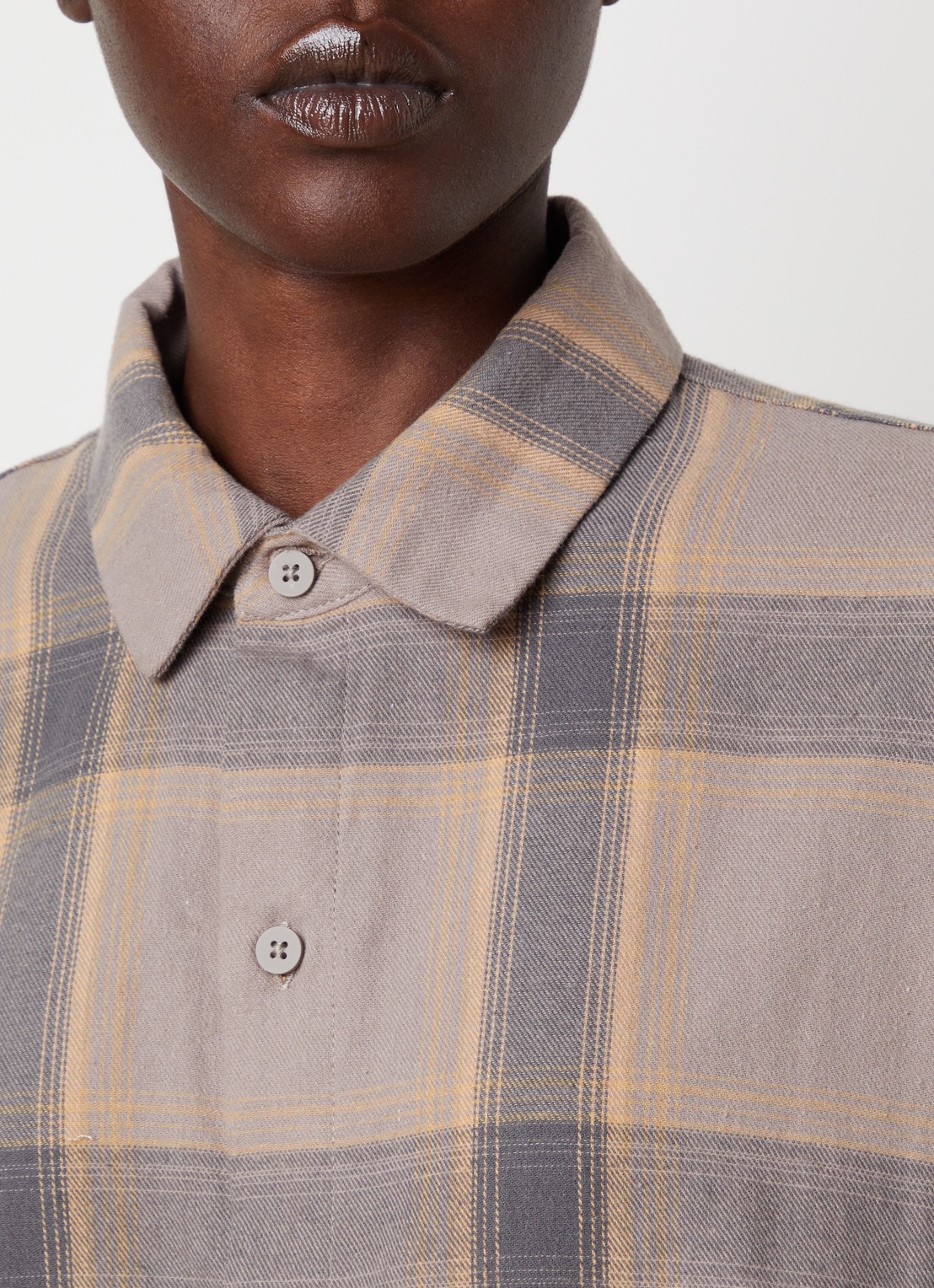 Fear of God Essentials Blouse met ruitdessin - detail 4 donkerbeige