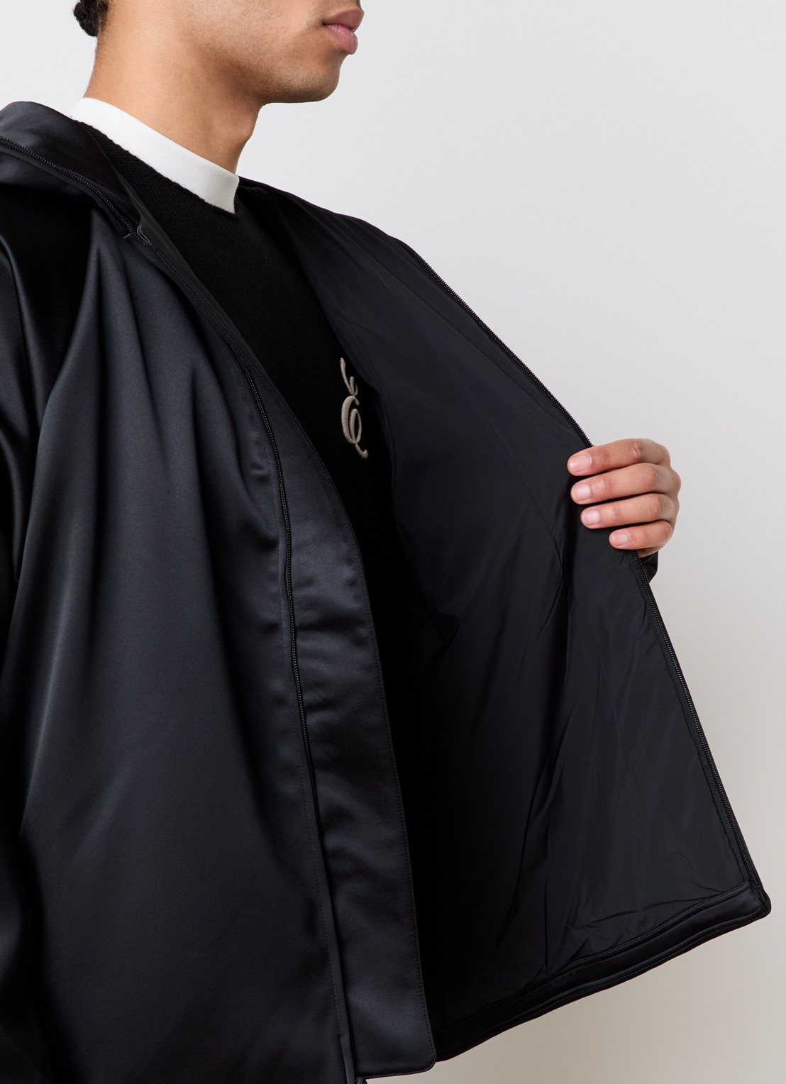 Fear of God Essentials Gewatteerd jack met capuchon - detail 3 zwart