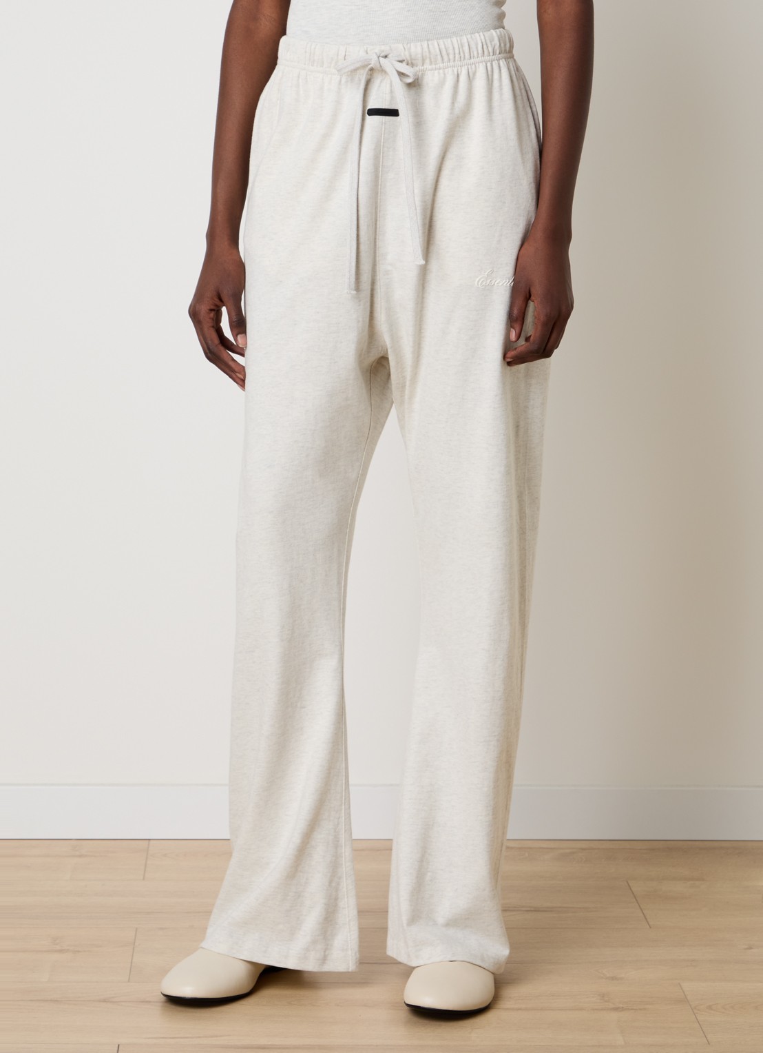 Fear of God Essentials High waist flared fit broek met steekzakken - detail 2 lichtgrijs