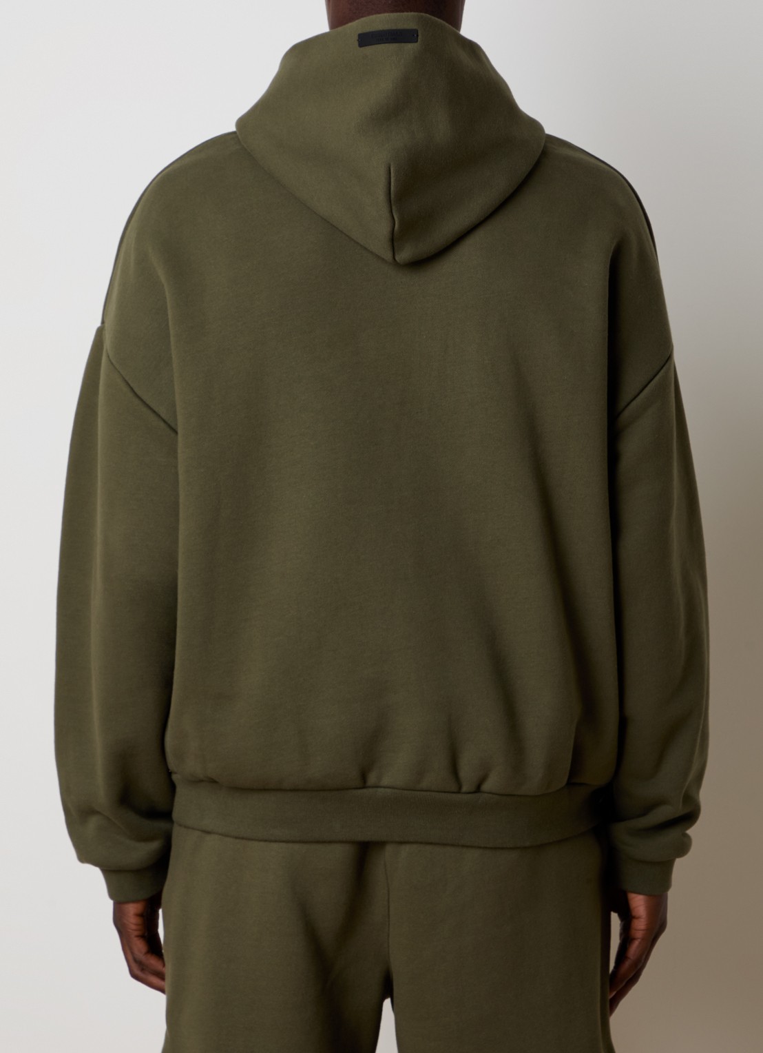 Fear of God Essentials Hoodie met logoprint - achterkant 6 bronsgroen