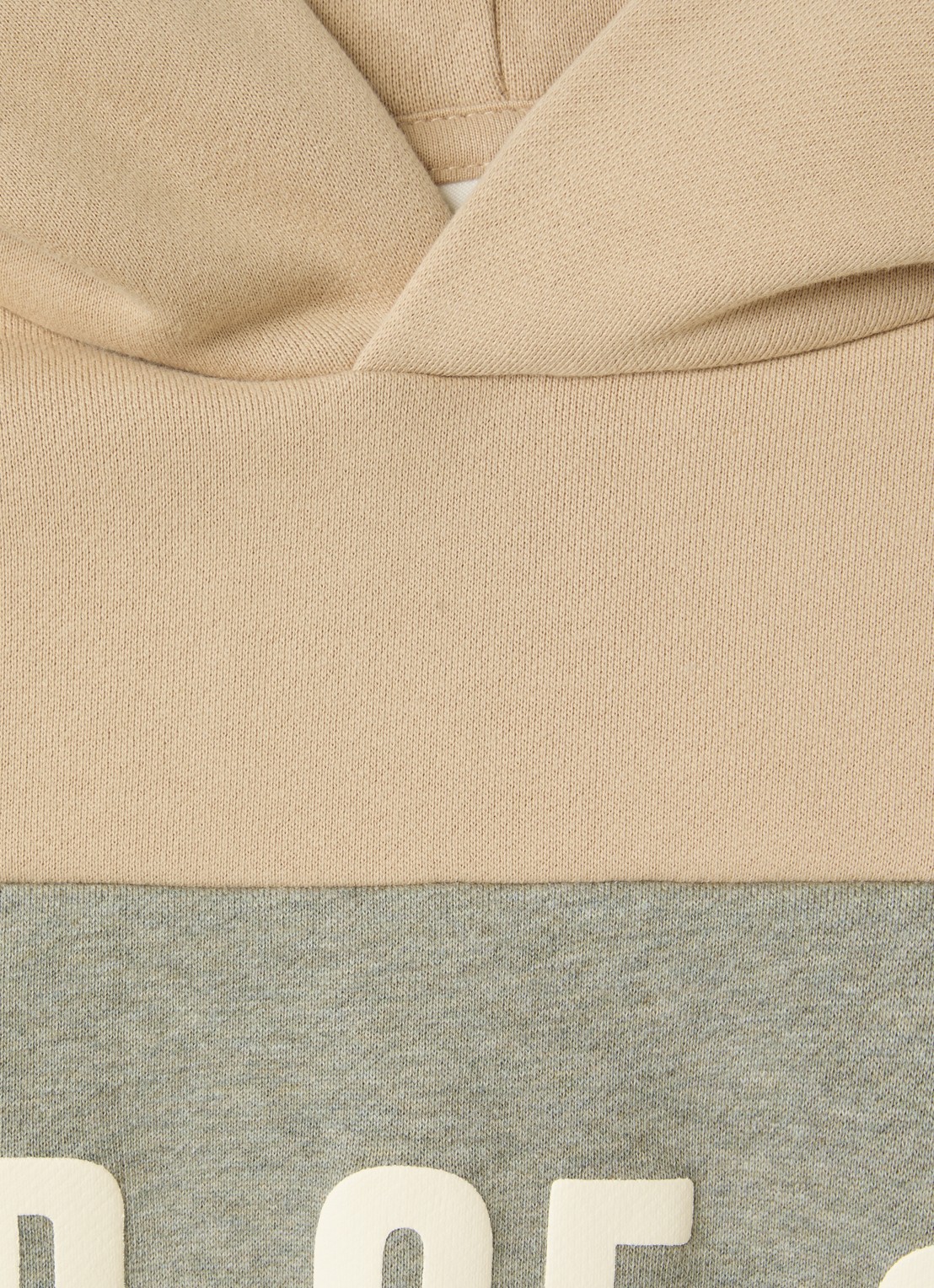 Fear of God Essentials Hoodie met logoprint - detail 3 beige