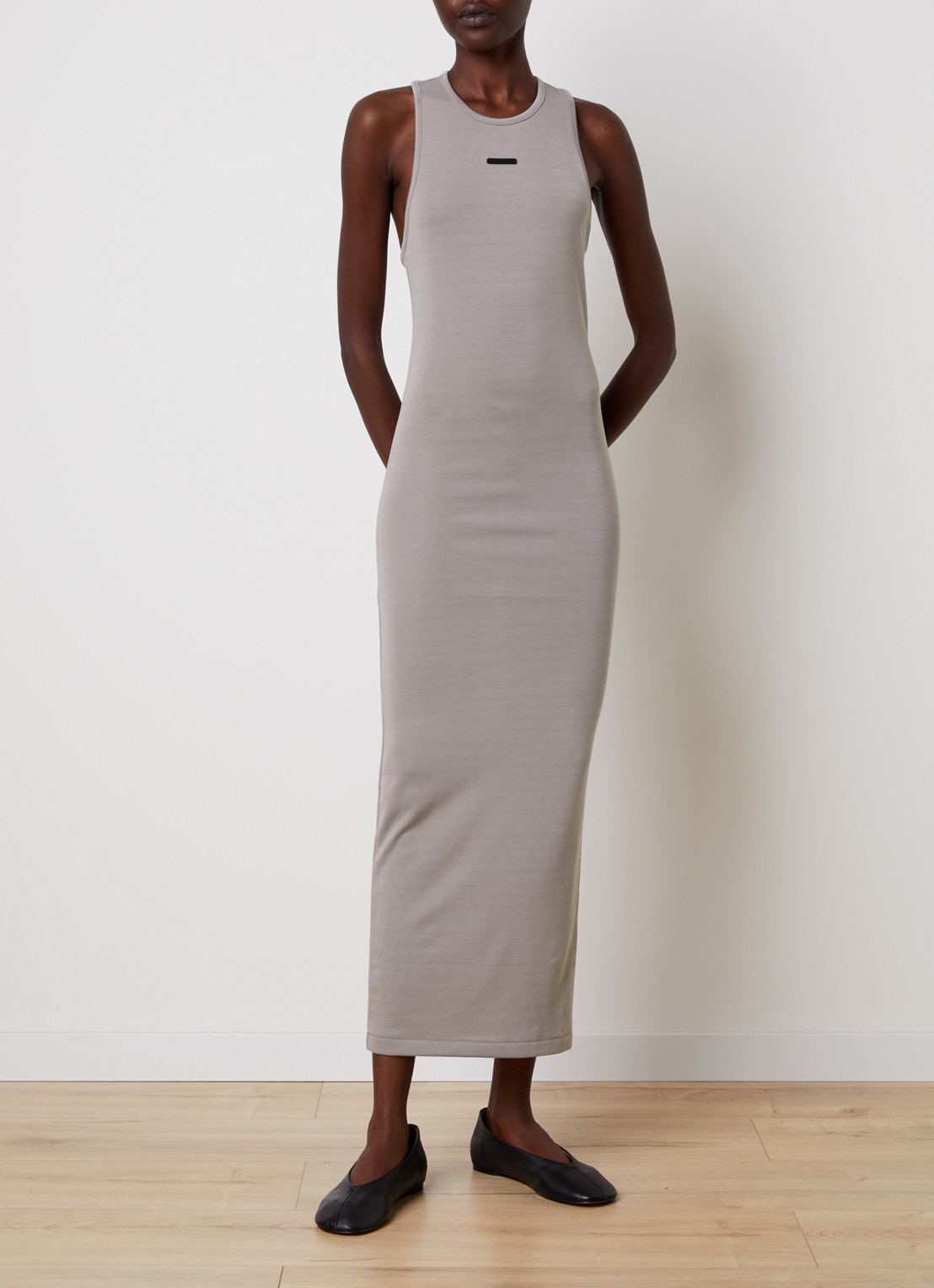 Fear of God Essentials Maxi jurk met racerback - detail 4 taupe