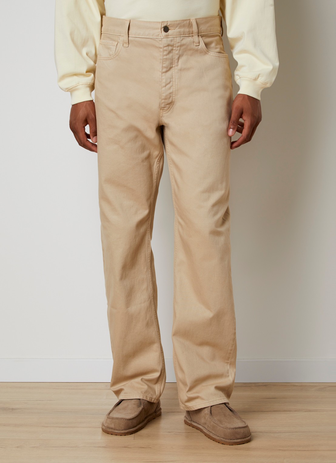 Fear of God Essentials Straight leg jeans met gekleurde wassing - detail beige