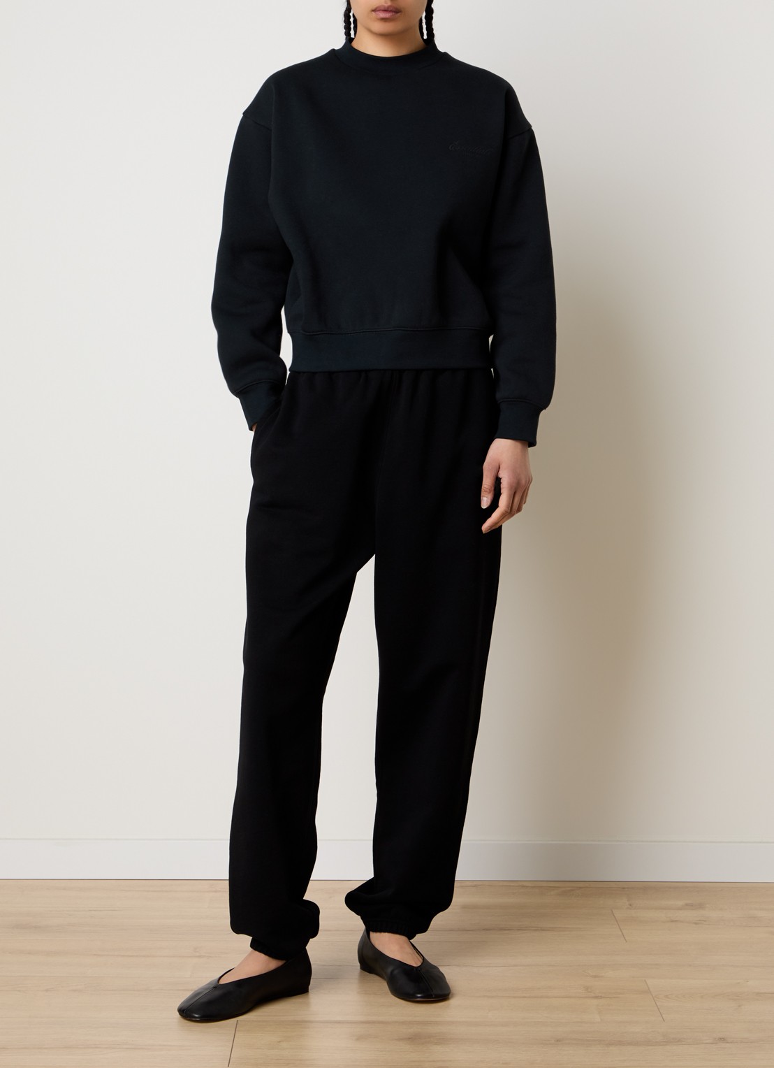 Fear of God Essentials Sweater met logo en ronde hals - voorkant 2 zwart
