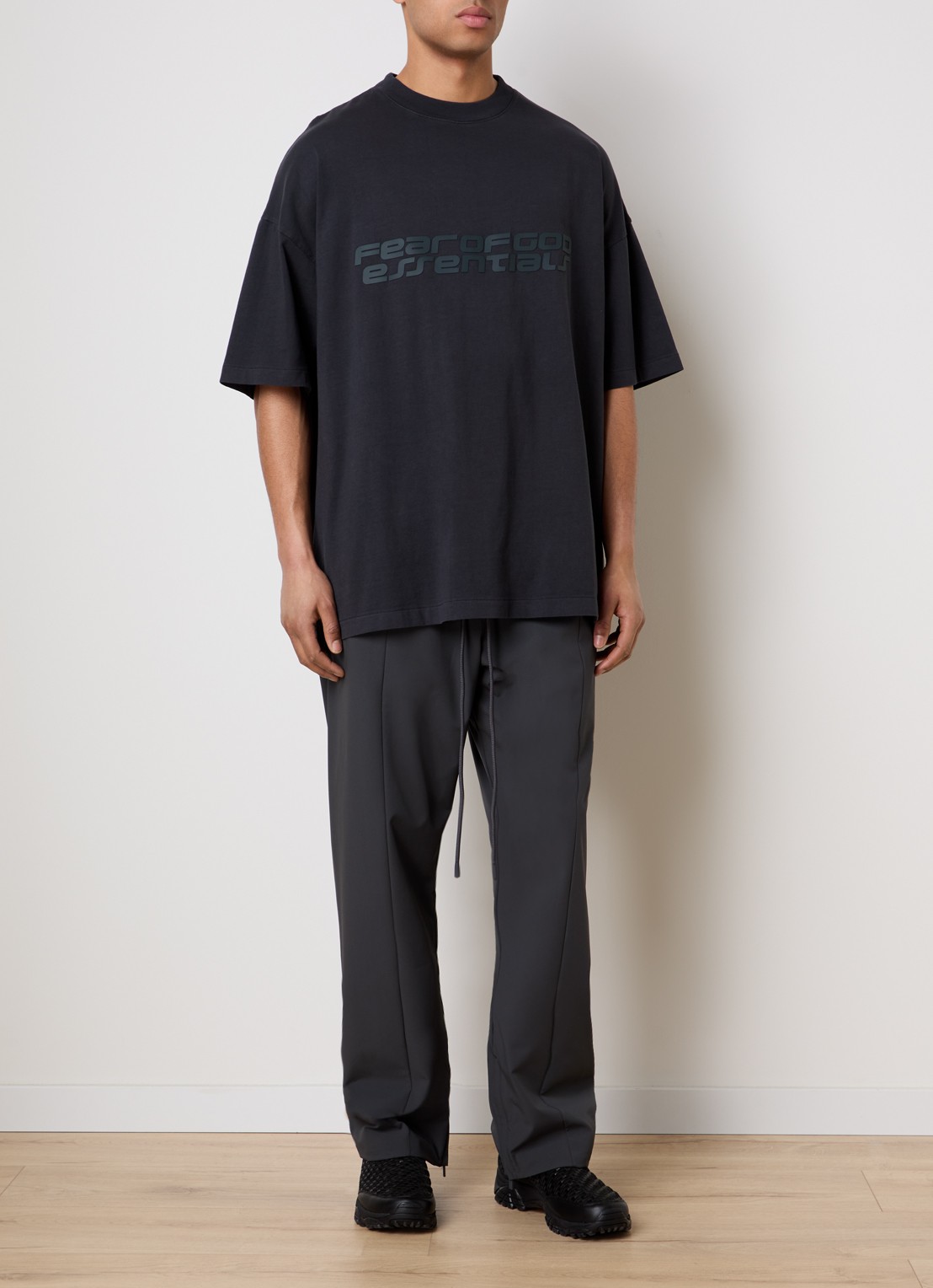 Fear of God Essentials T-shirt met front- en backprint - voorkant 4 antraciet