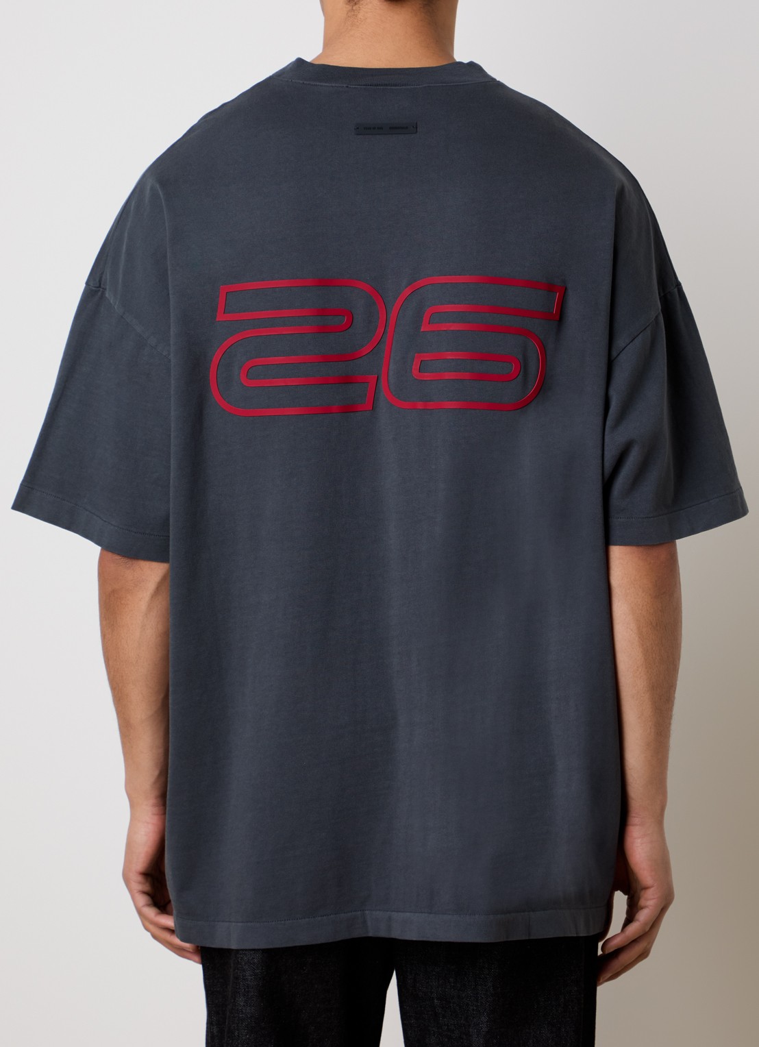 Fear of God Essentials T-shirt met front- en backprint - achterkant 3 grijs