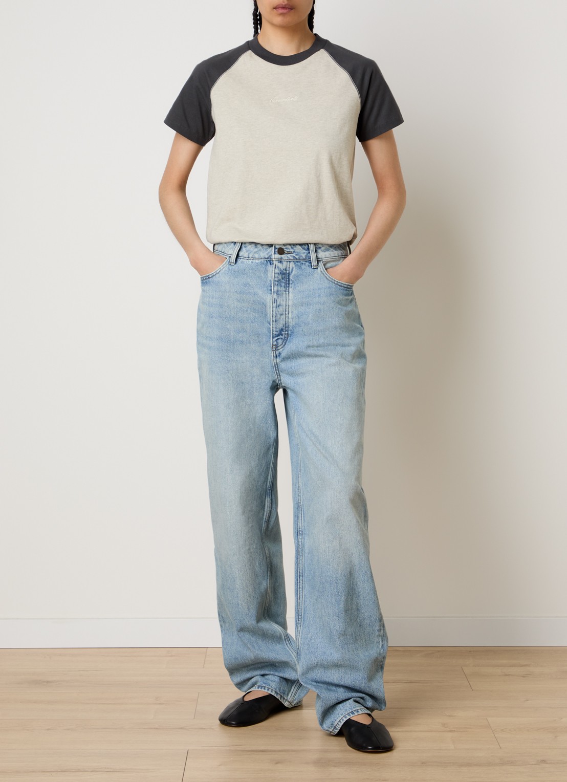 Fear of God Essentials T-shirt met logo en ronde hals - voorkant 3 antraciet