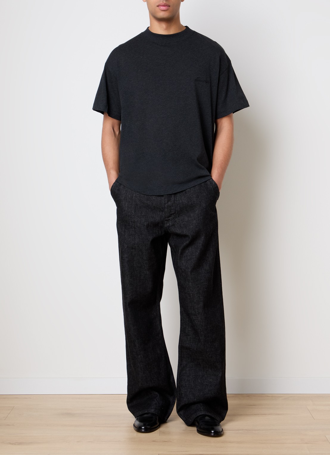 Fear of God Essentials T-shirt met logo - voorkant 2 antraciet