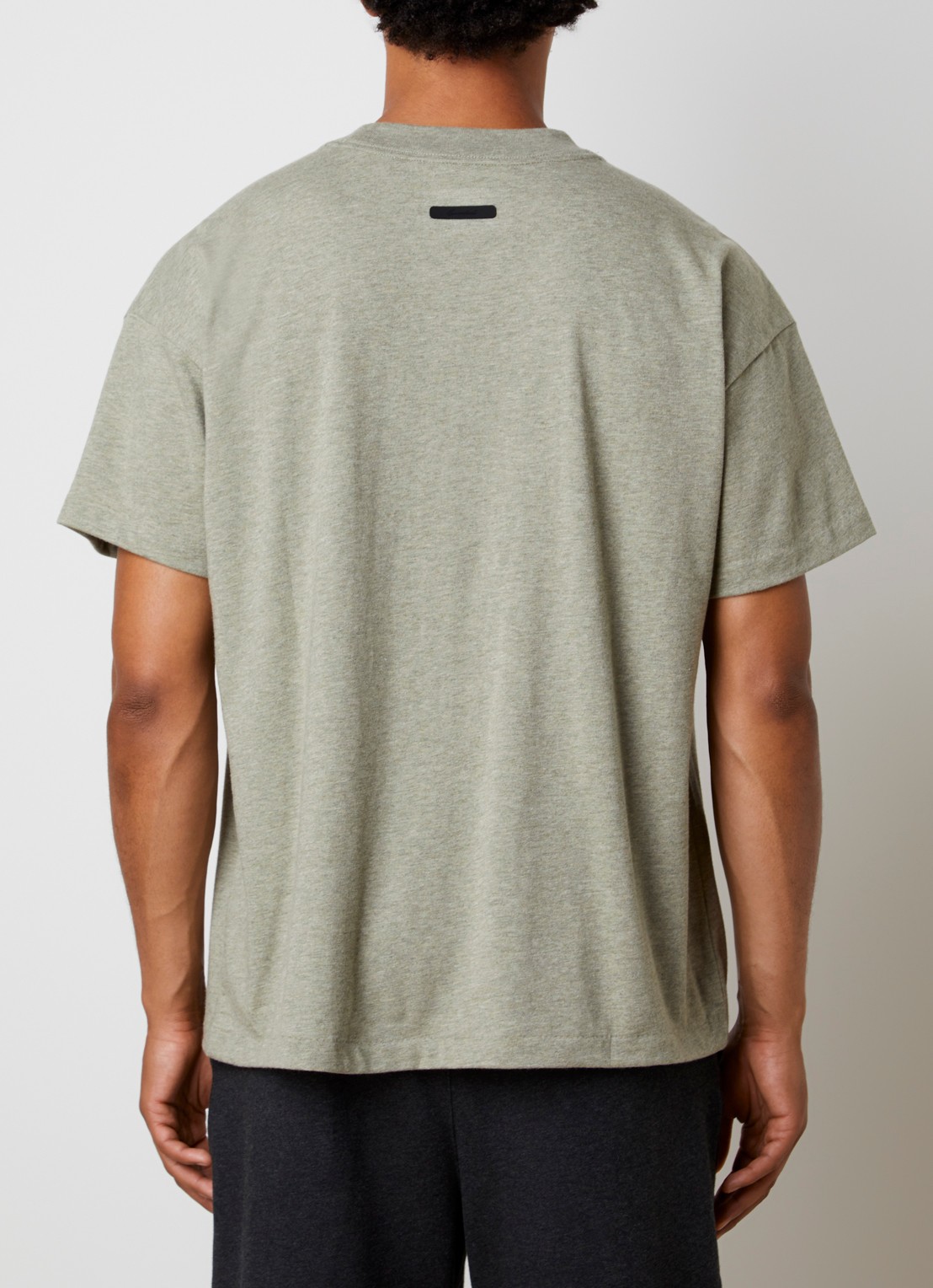 Fear of God Essentials T-shirt met ronde hals - achterkant 5 lindegroen
