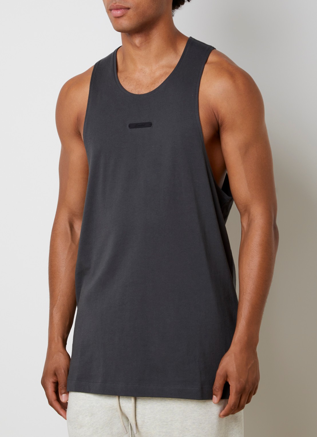 Fear of God Essentials Tanktop met logo - detail 4 antraciet