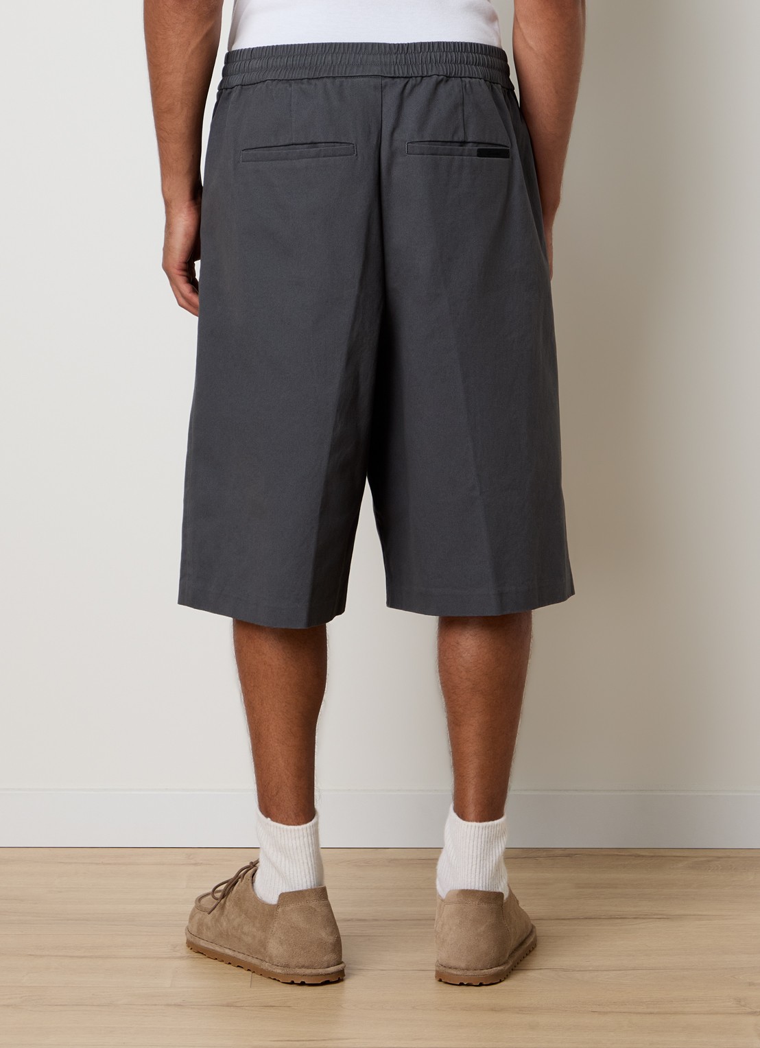 Fear of God Essentials Twill straight fit korte broek met steekzakken - achterkant donkergrijs
